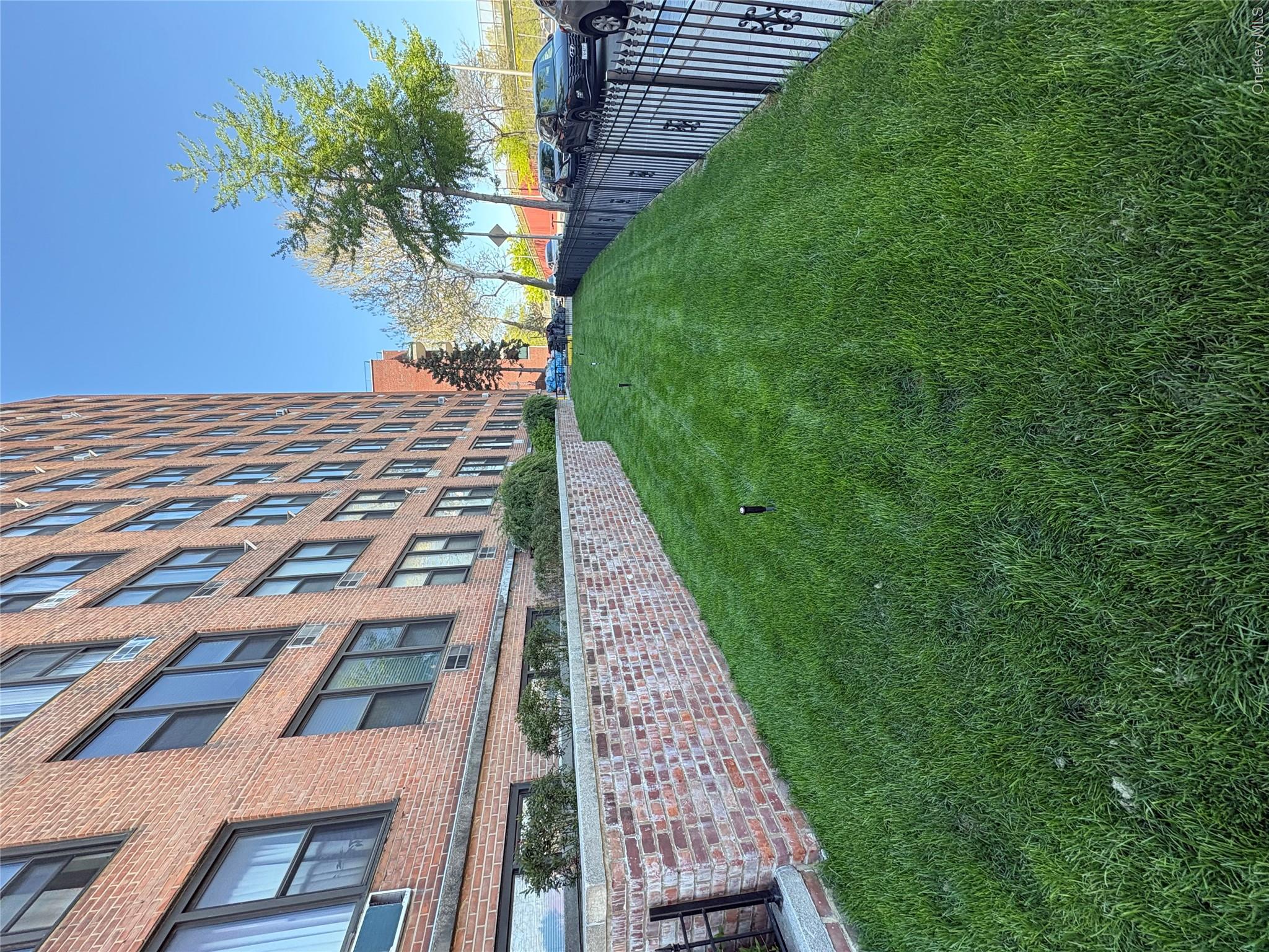 3121 Middletown Road, Unit 1G photo 7