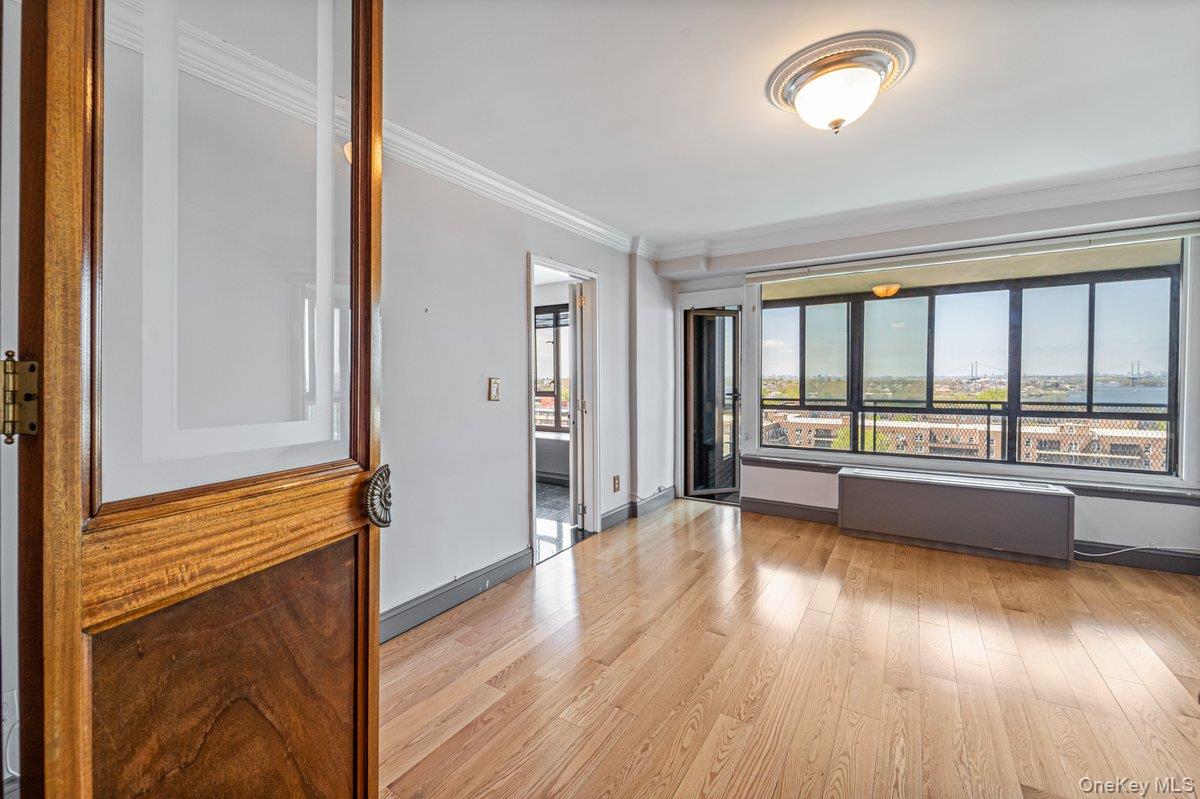 166-25 Powells Cove Boulevard, Unit 15D photo 36