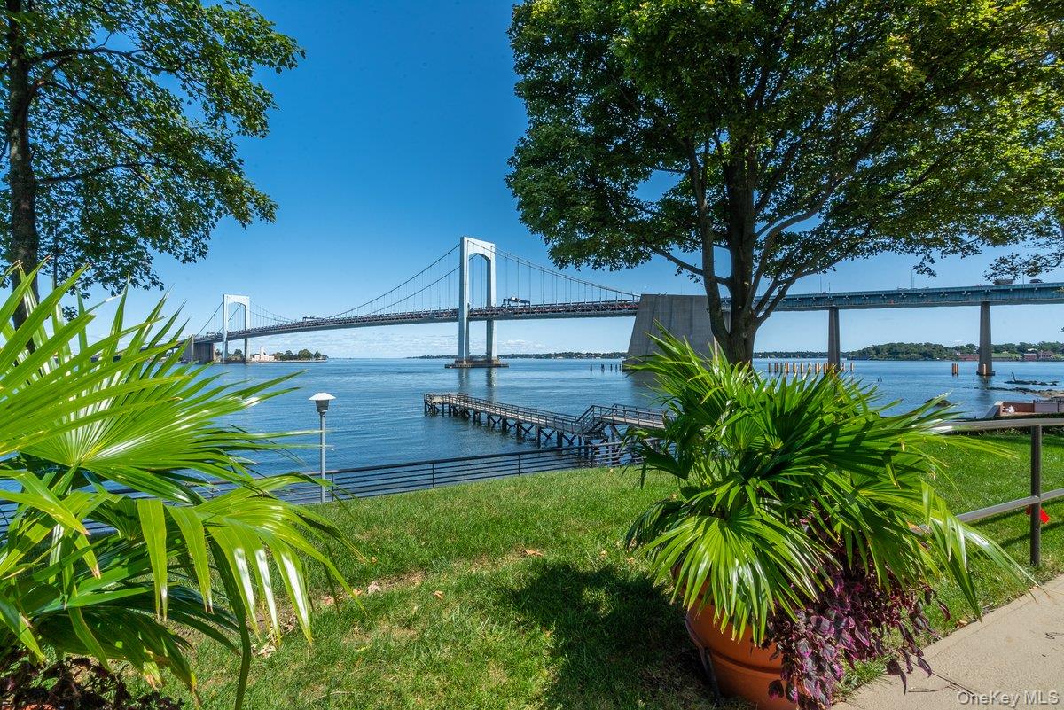 166-25 Powells Cove Boulevard, Unit 15D photo 16