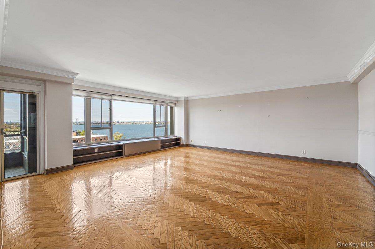 166-25 Powells Cove Boulevard, Unit 15D photo 20