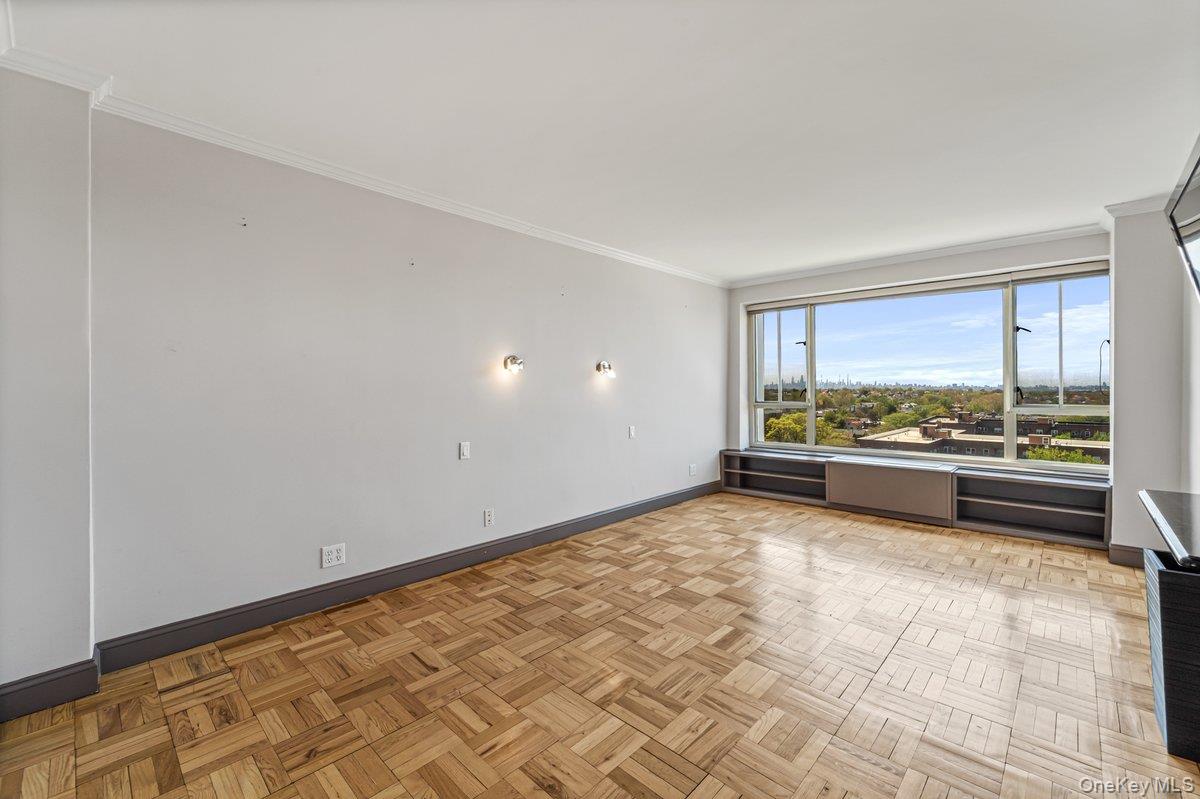 166-25 Powells Cove Boulevard, Unit 15D photo 28