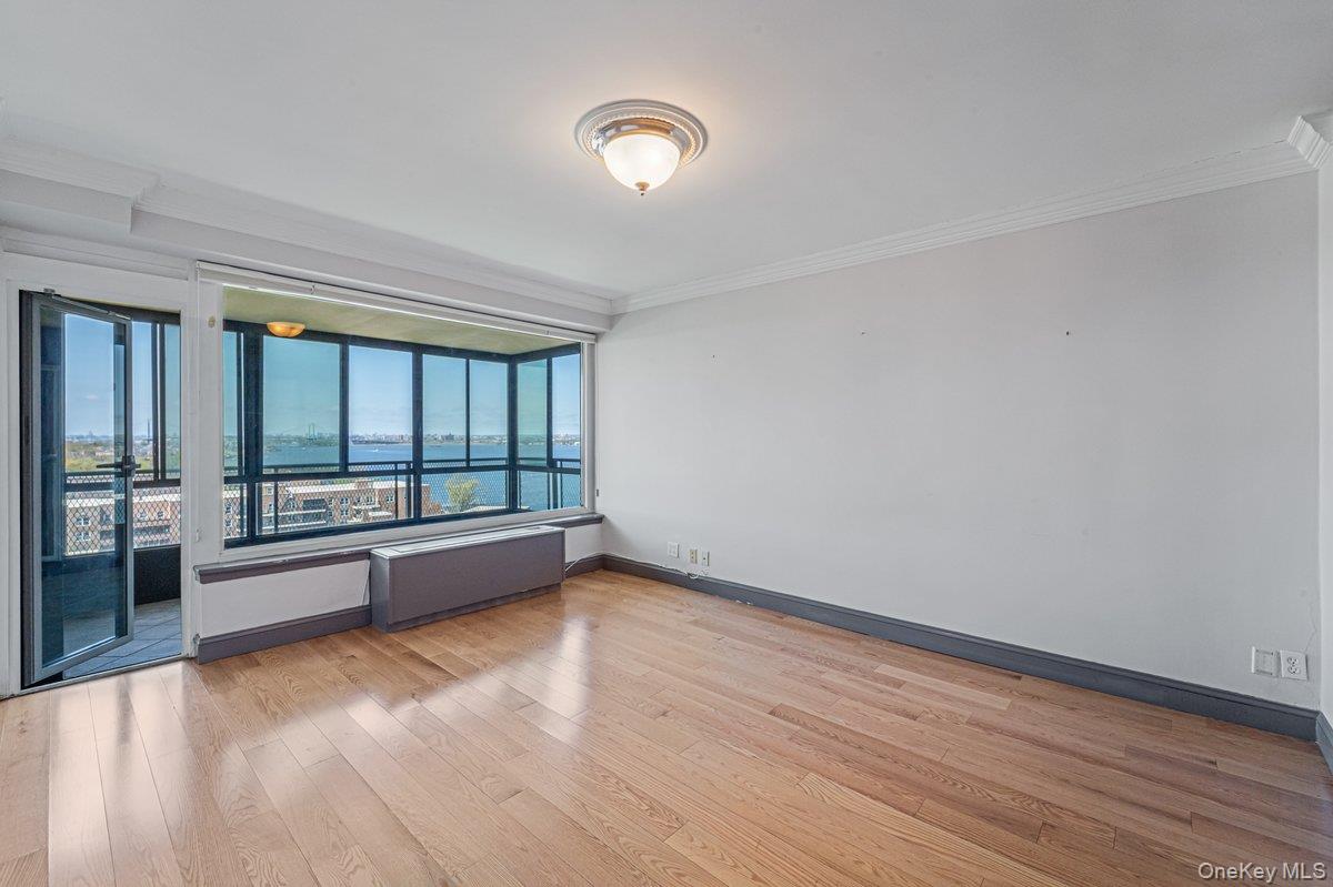 166-25 Powells Cove Boulevard, Unit 15D photo 37