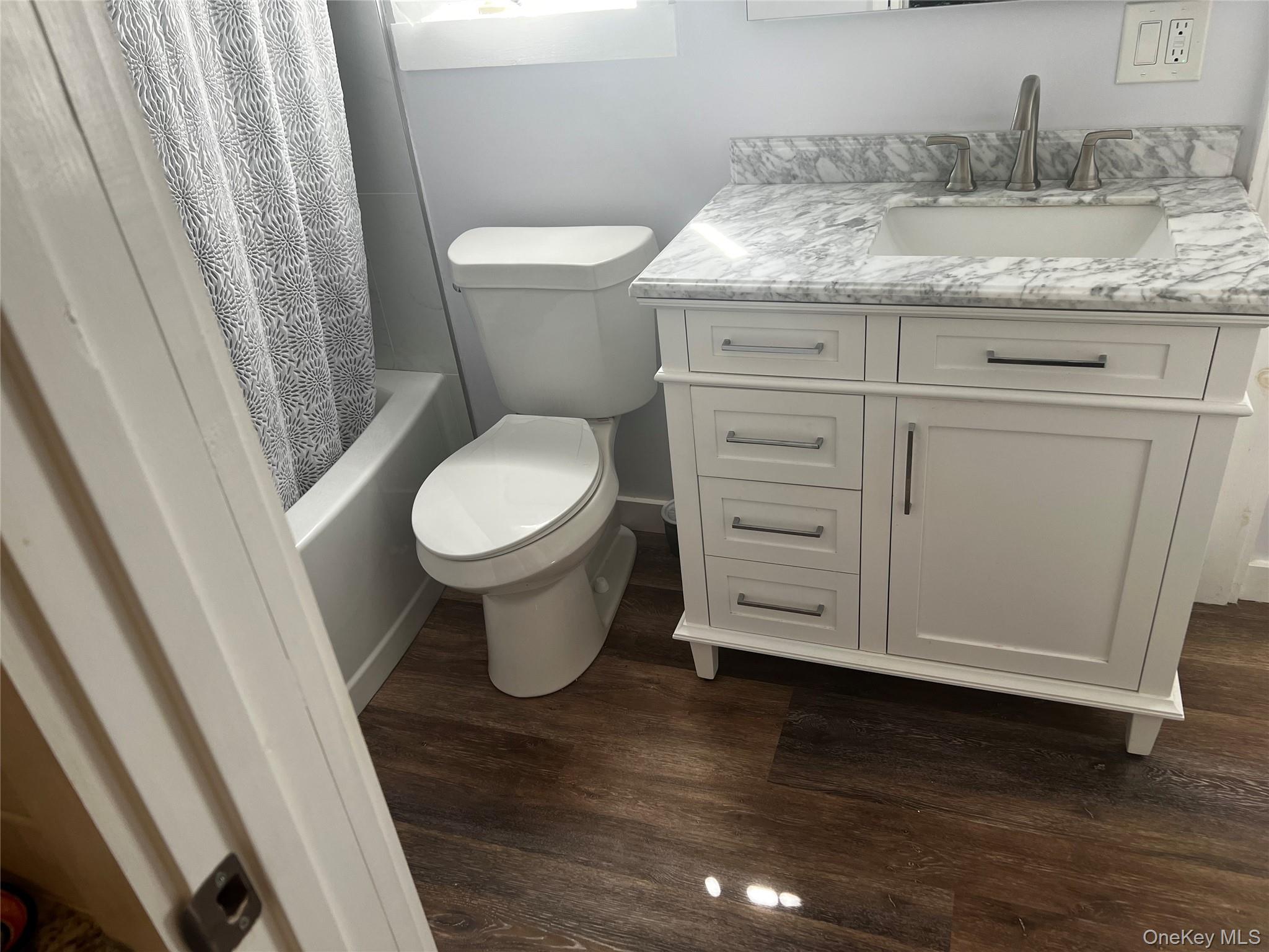 7 Jenn Lane – For Sale photo 13
