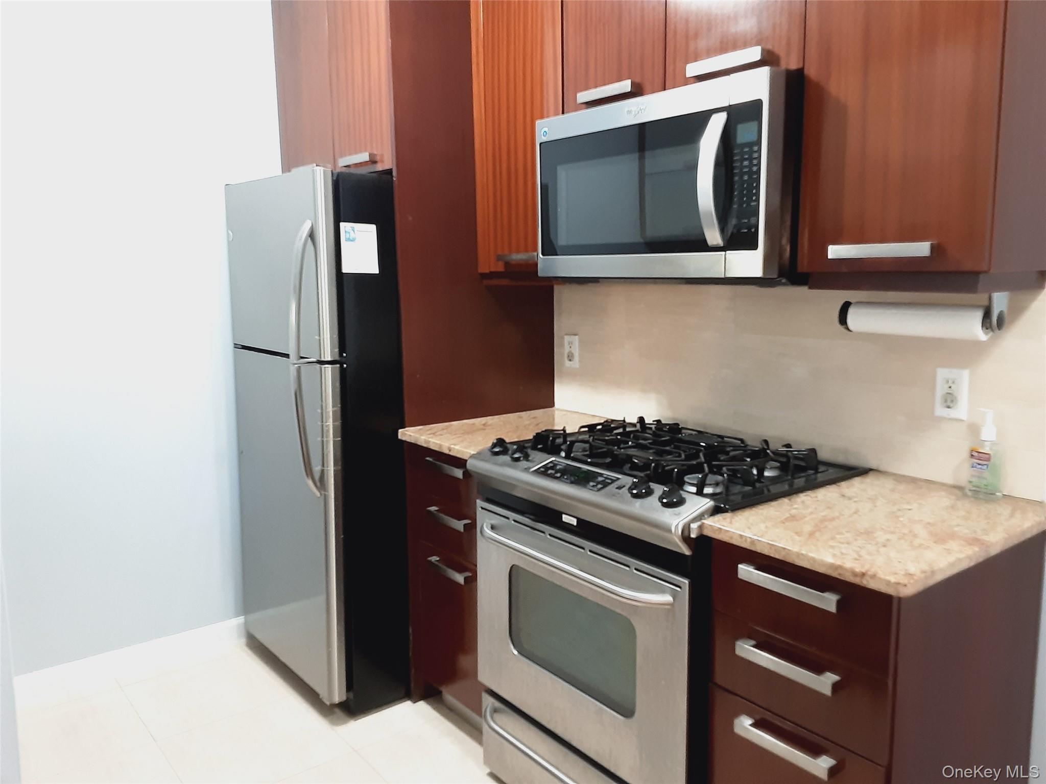 3330 61st Street, Unit 303 photo 18