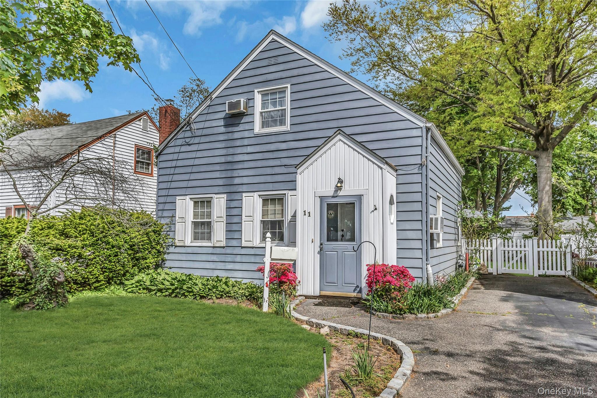 11 Skidmore Place – For Sale photo 2