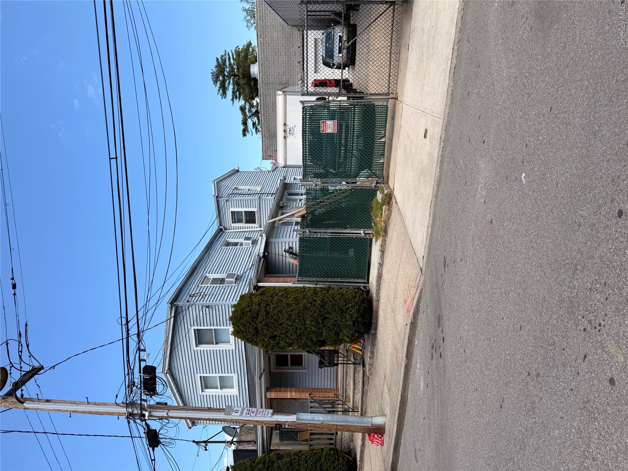 32 Bulkley Avenue – For Sale