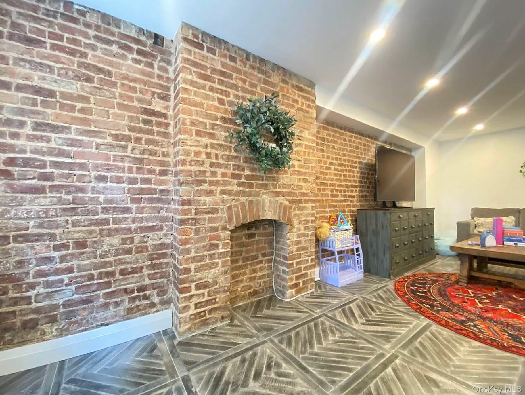 4112 20th Avenue – For Sale photo 17