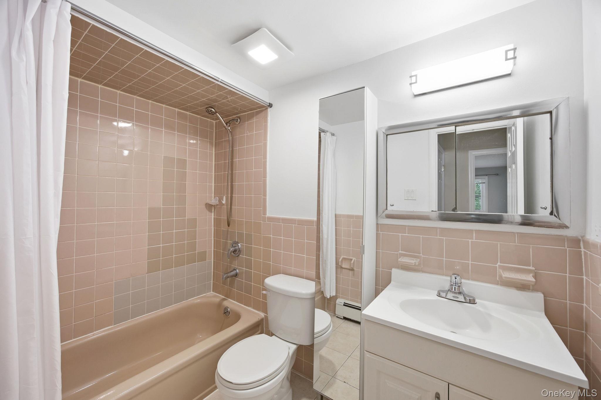 6933 Little Neck Parkway – For Sale photo 27