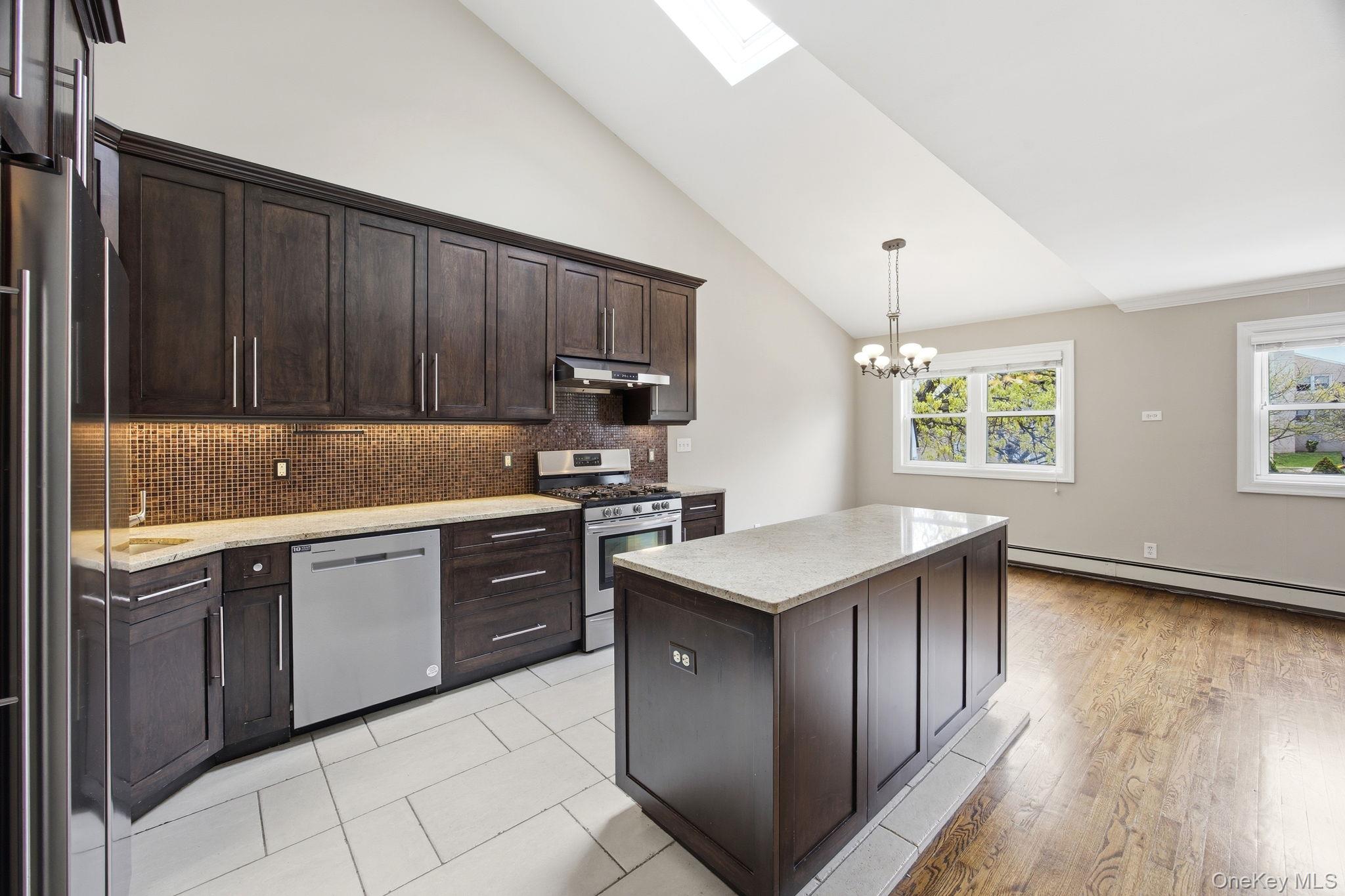 6933 Little Neck Parkway – For Sale photo 8