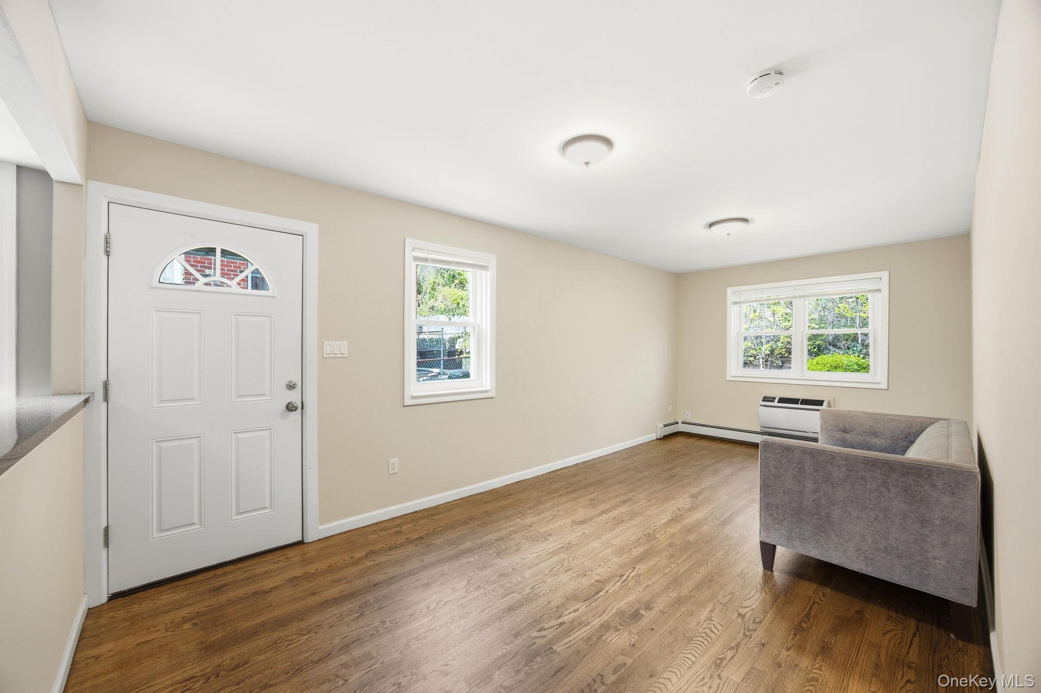 6933 Little Neck Parkway – For Sale photo 24
