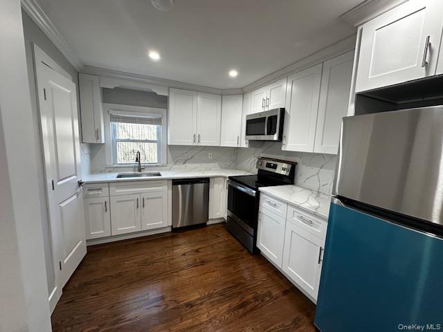 23 West Drive – For Sale photo 6