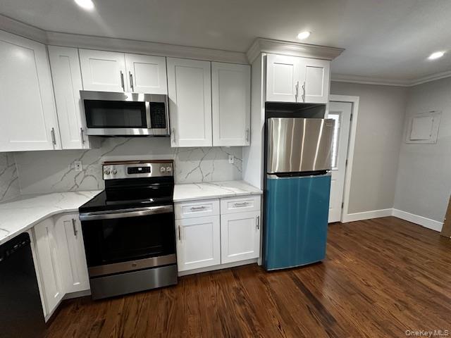 23 West Drive – For Sale photo 7