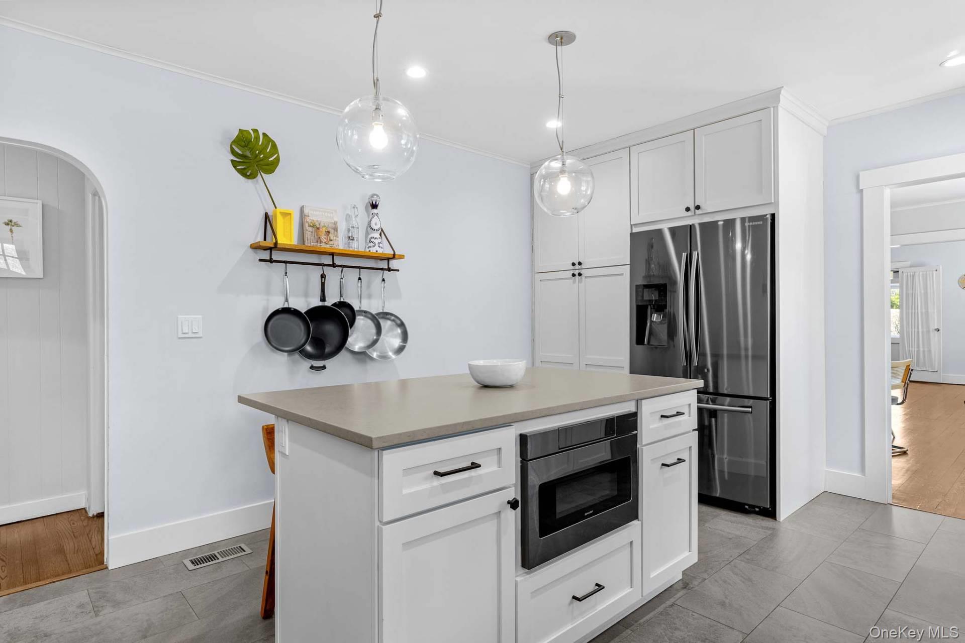 72 Bay Avenue W – For Sale photo 14