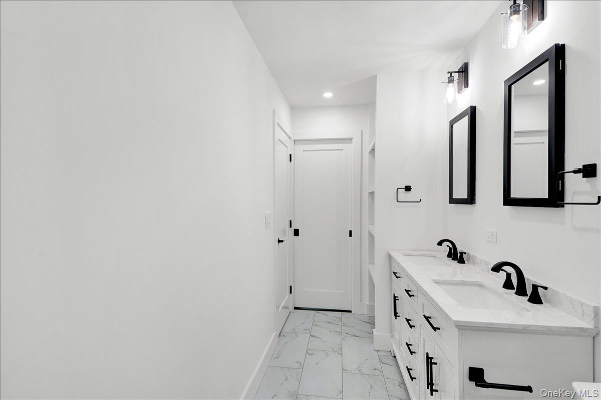 16 TIGER Road – For Sale photo 16