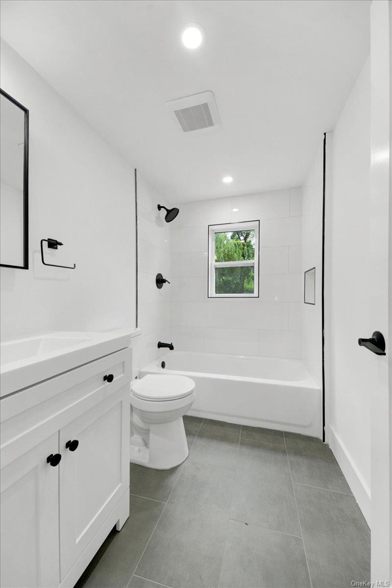 16 TIGER Road – For Sale photo 21
