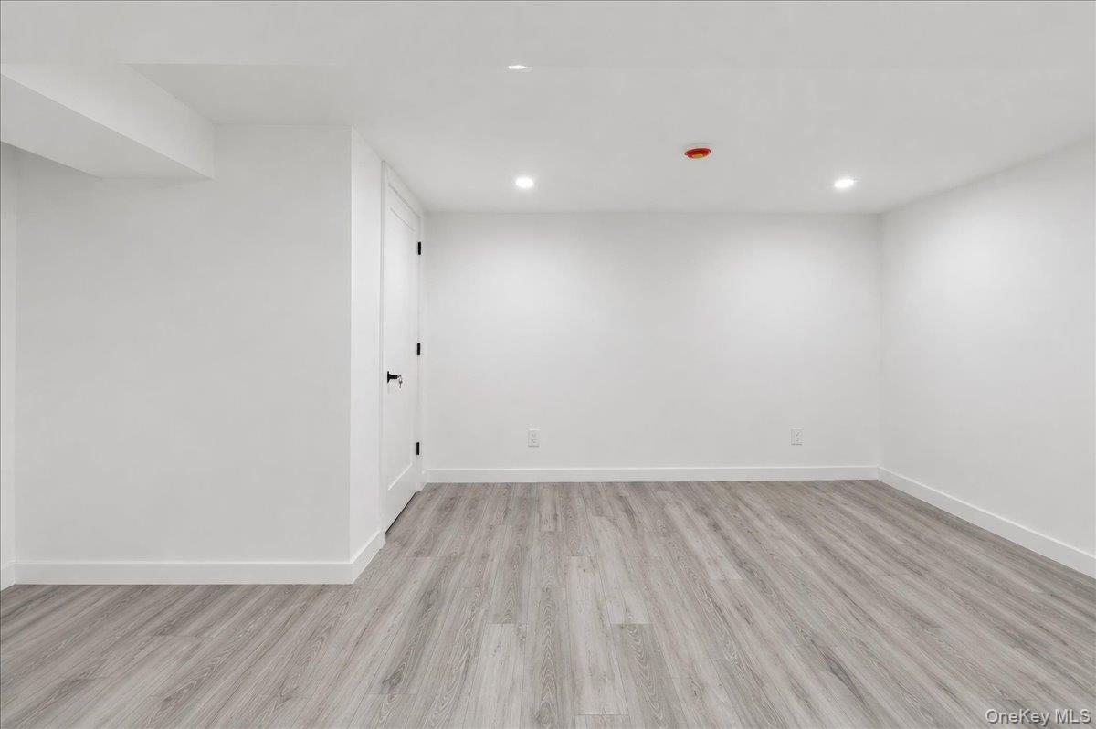 16 TIGER Road – For Sale photo 3