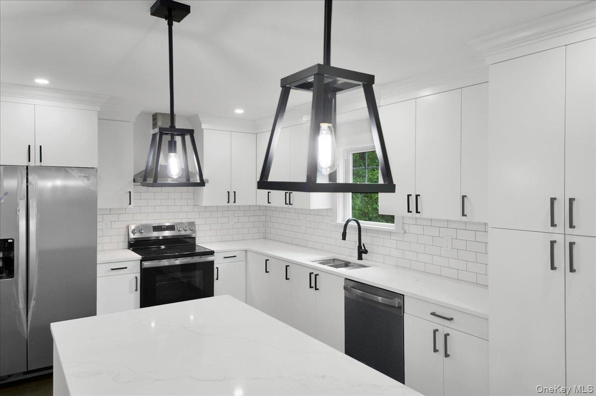 16 TIGER Road – For Sale photo 13