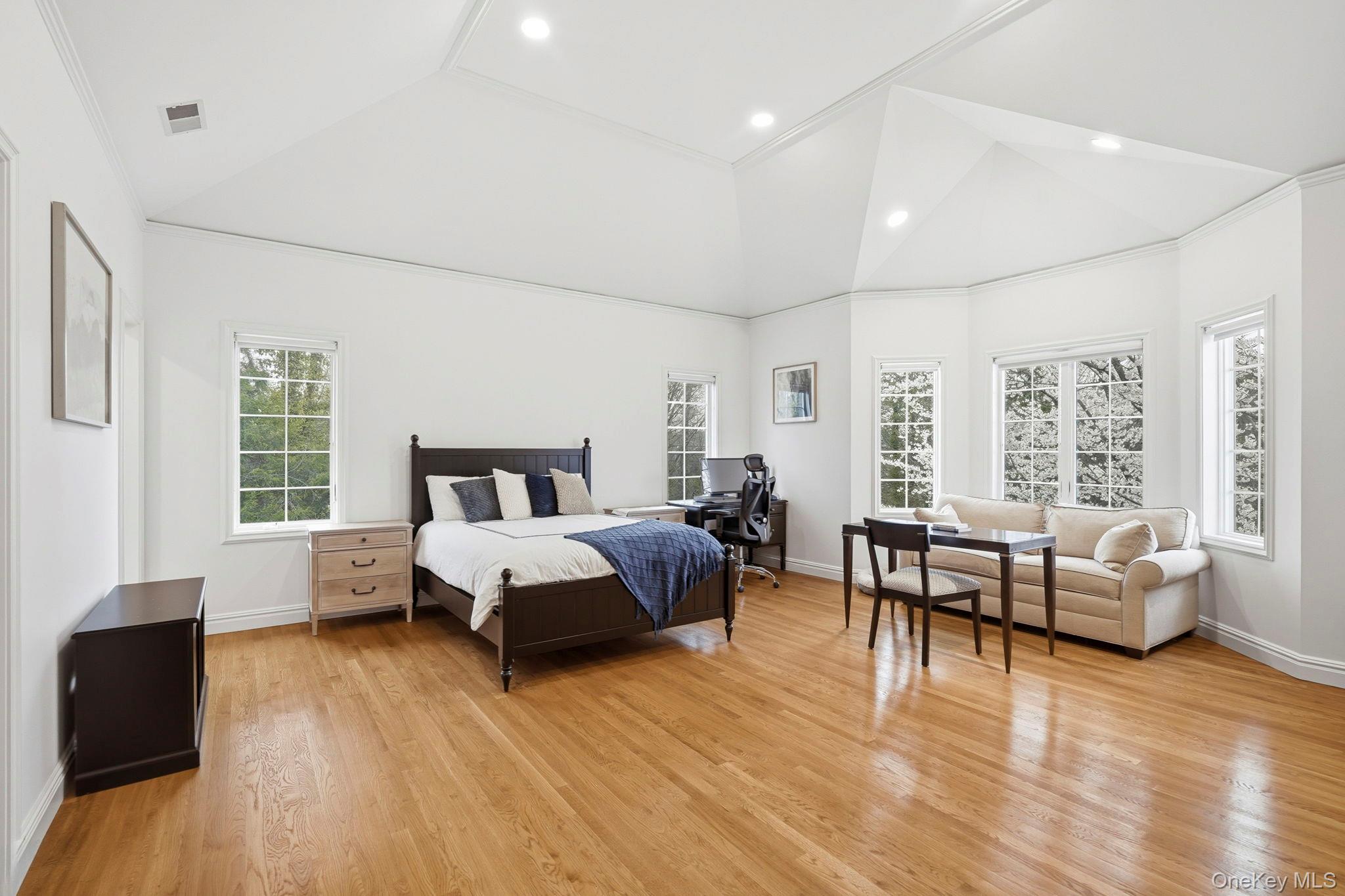 2 Coventry Court – For Sale photo 25