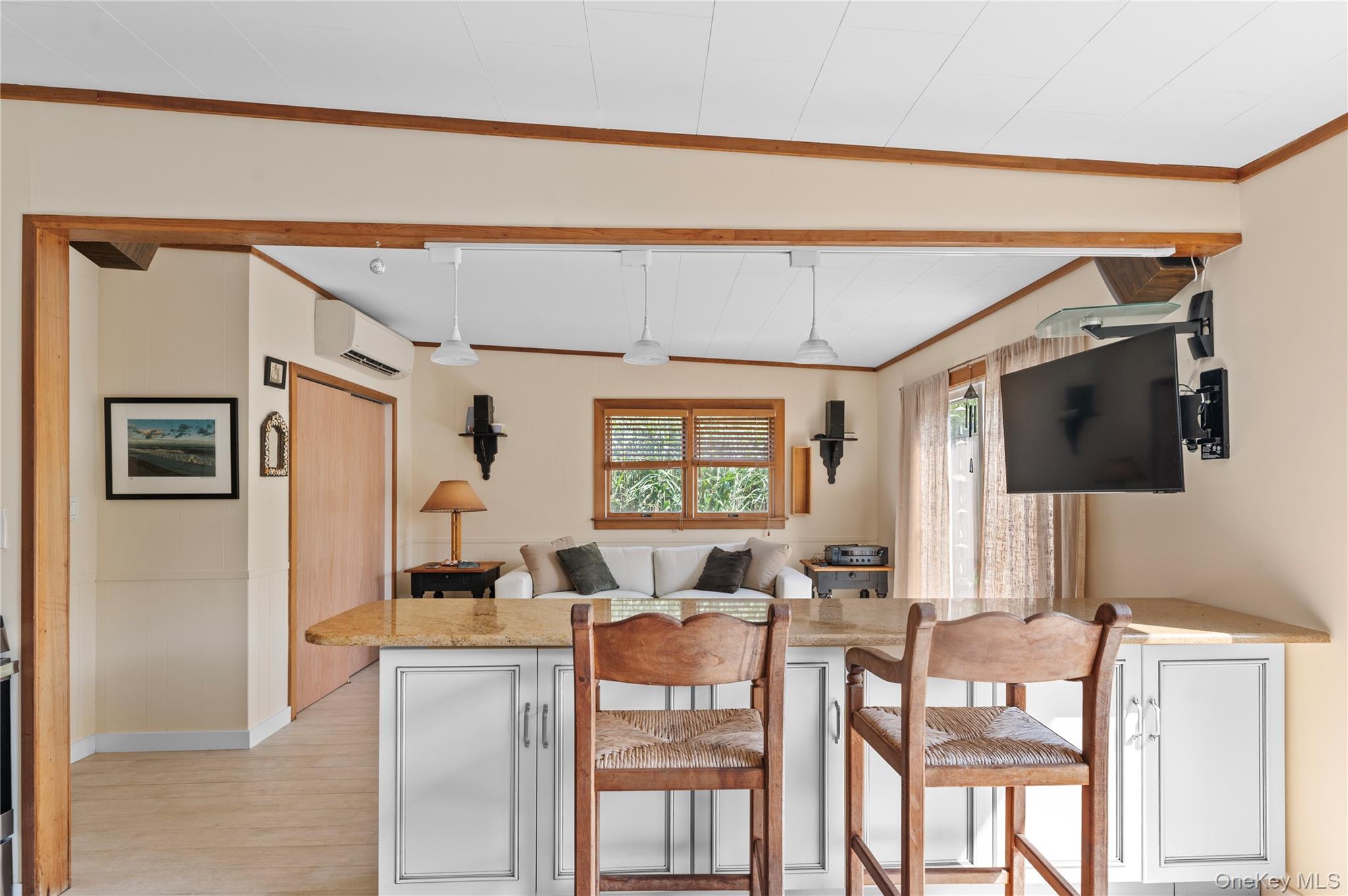 453 Dehnhoff Walk – For Rent photo 4