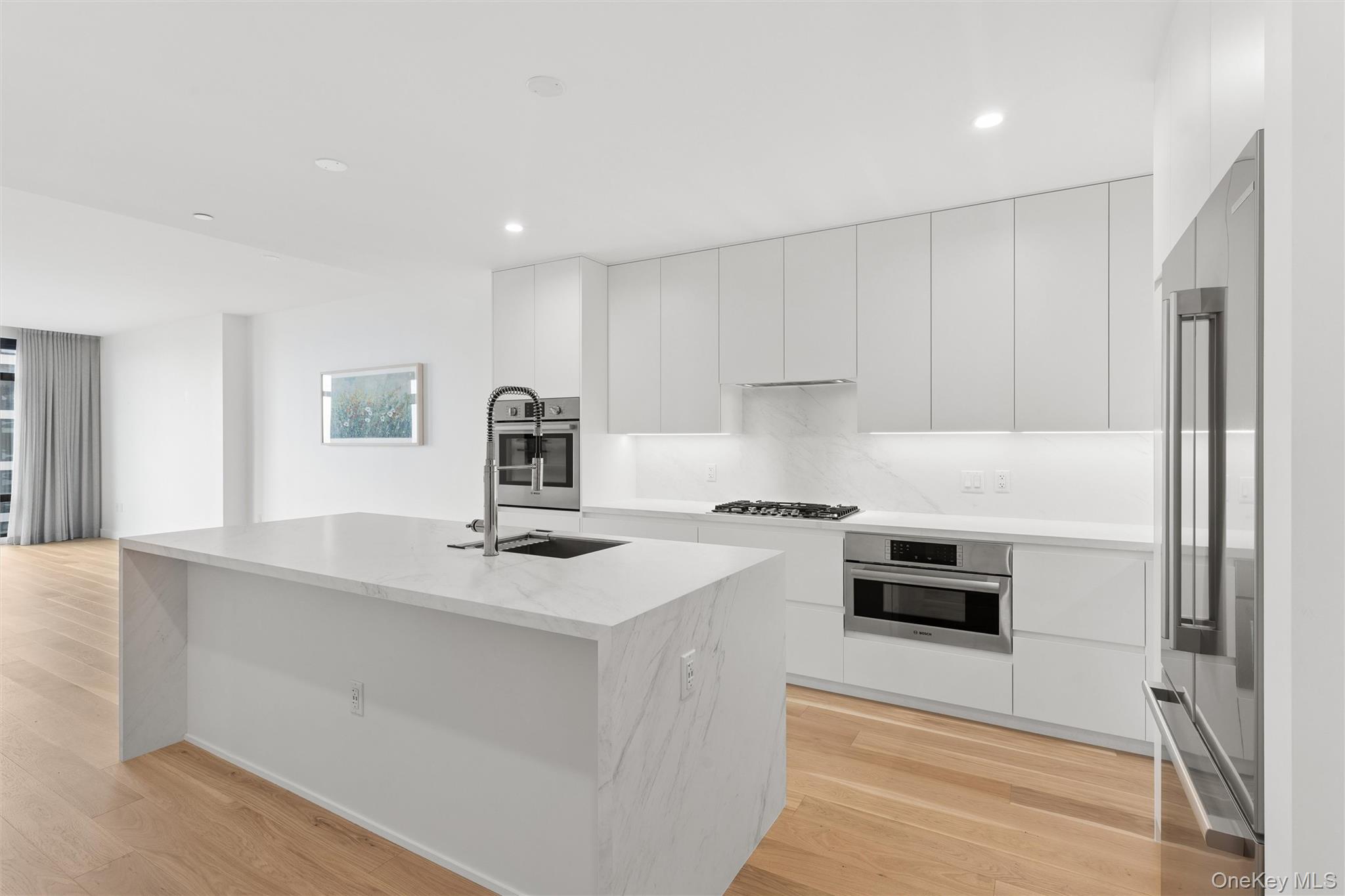 140 Boardwalk, Unit 905 photo 13