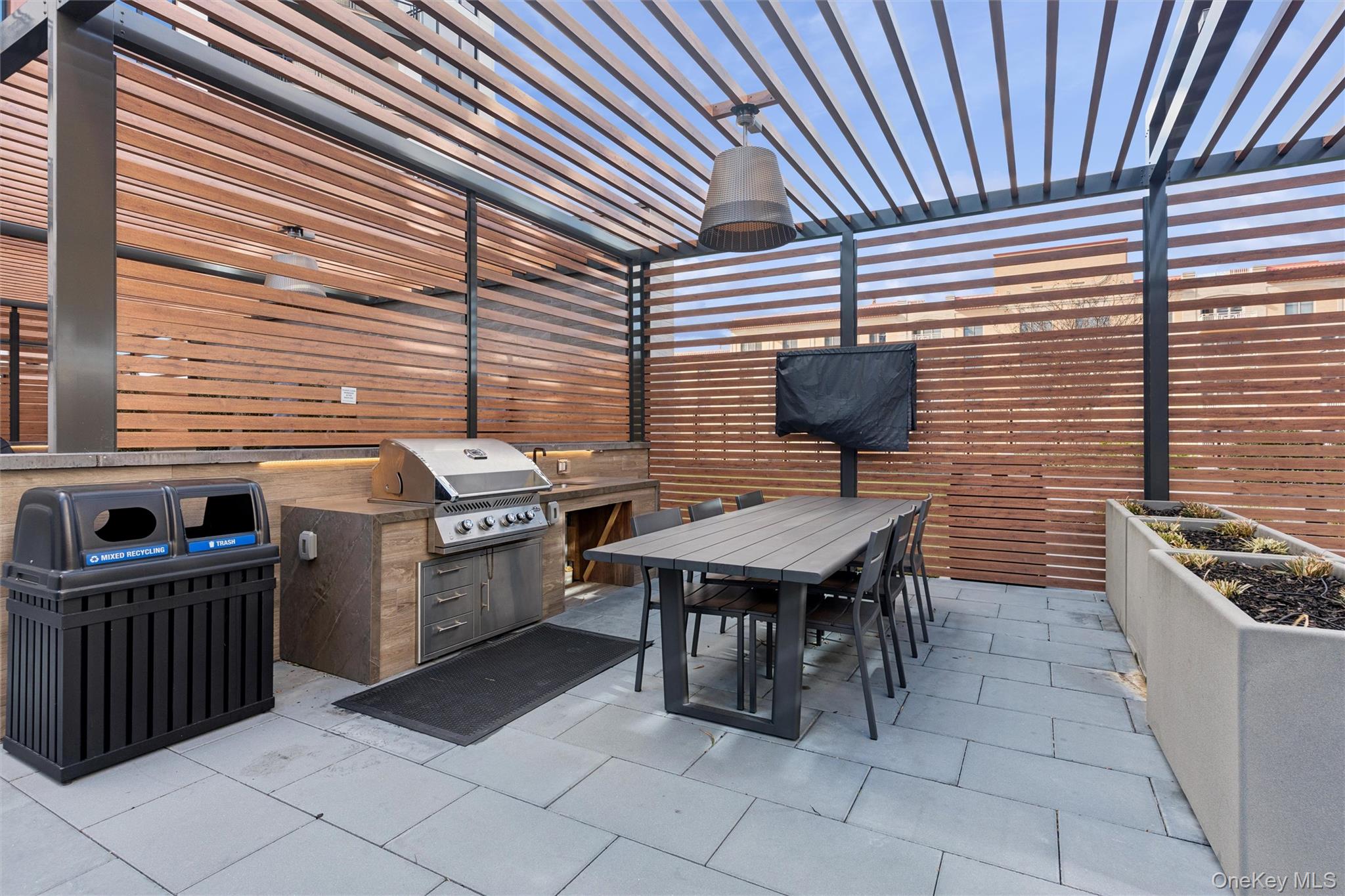 140 Boardwalk, Unit 905 photo 39