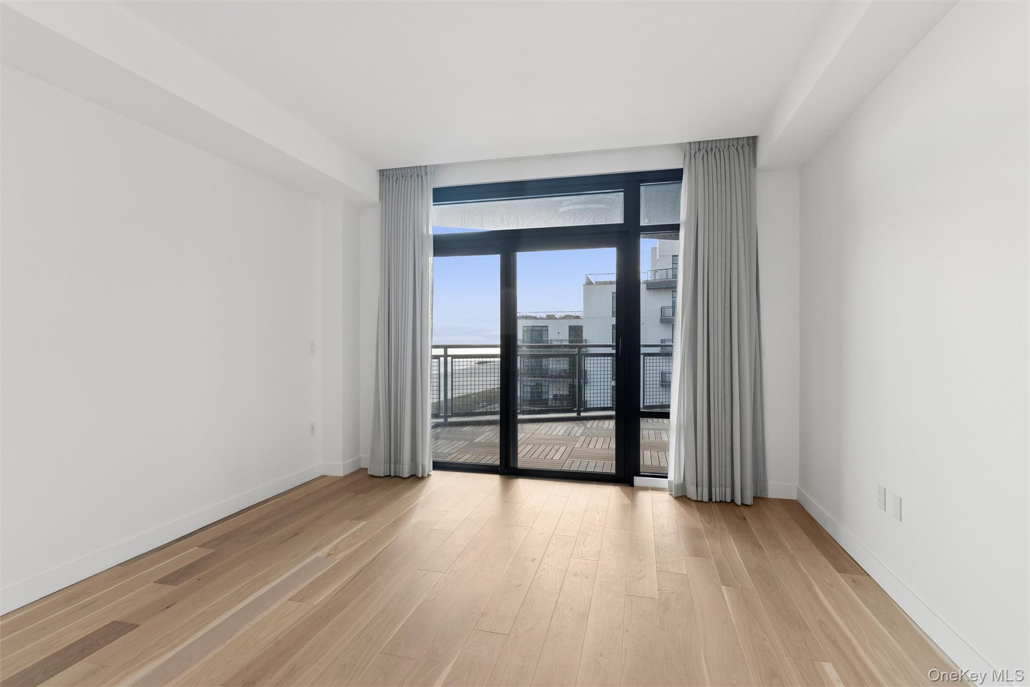 140 Boardwalk, Unit 905 photo 19