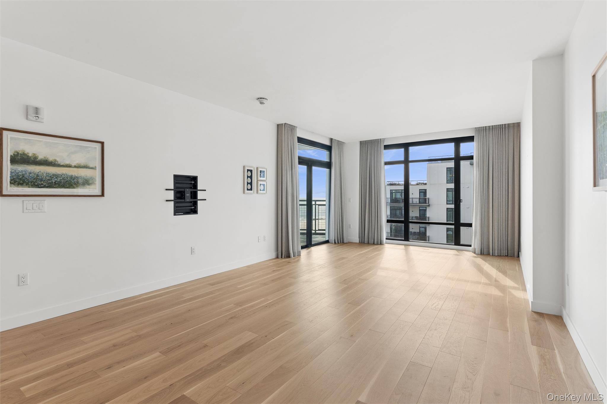 140 Boardwalk, Unit 905 photo 8