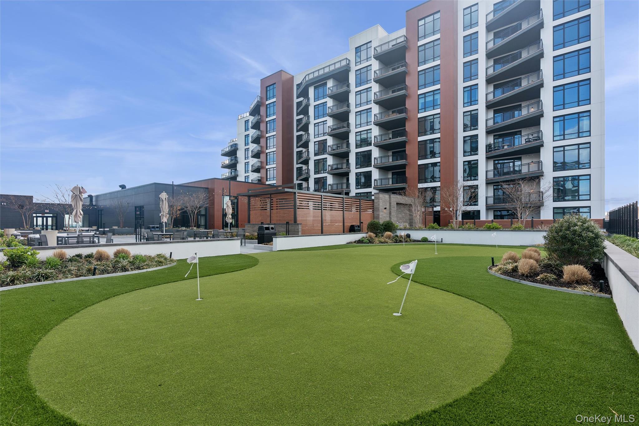 140 Boardwalk, Unit 905 photo 40