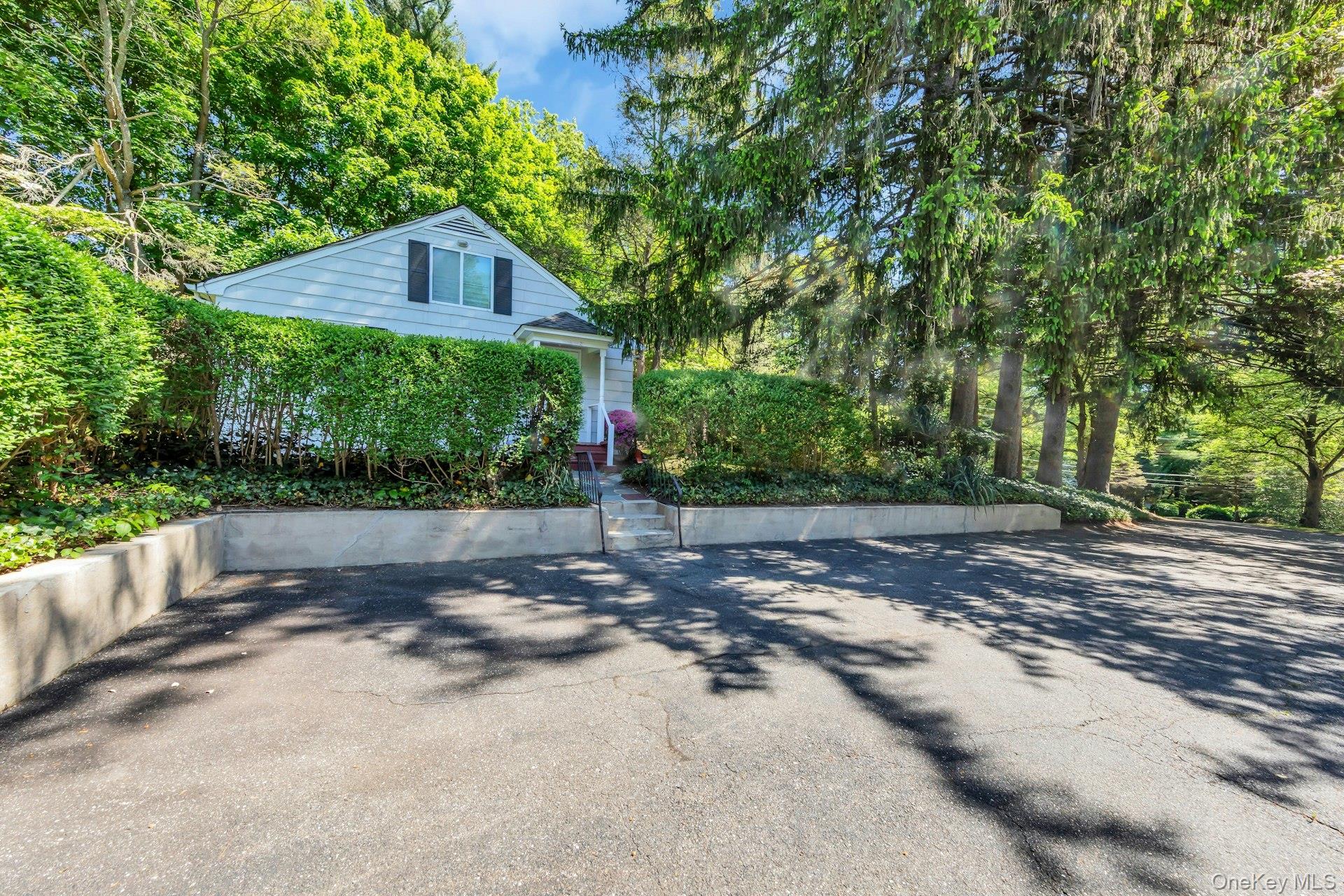 15 Cherry Lane – For Rent
