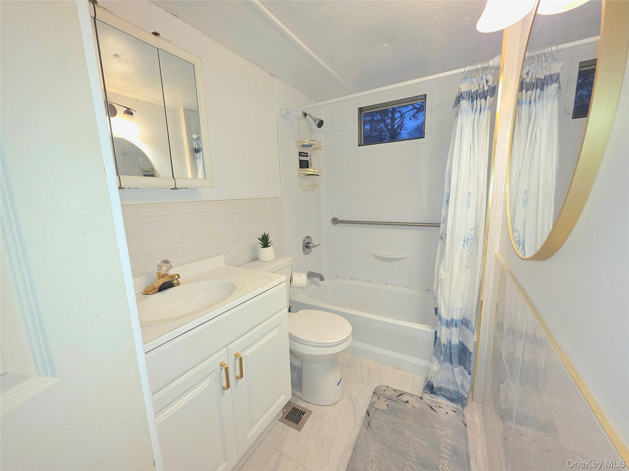 525 riverleigh Ave, Unit C7 photo 5