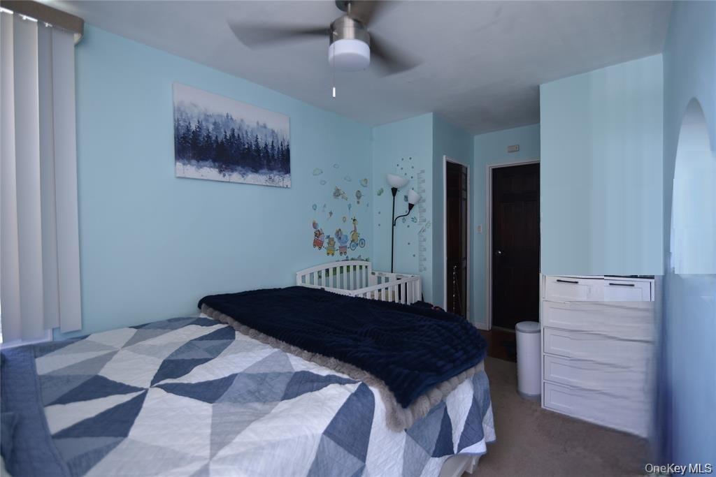 54-40 Little Neck Parkway, Unit 4A photo 9