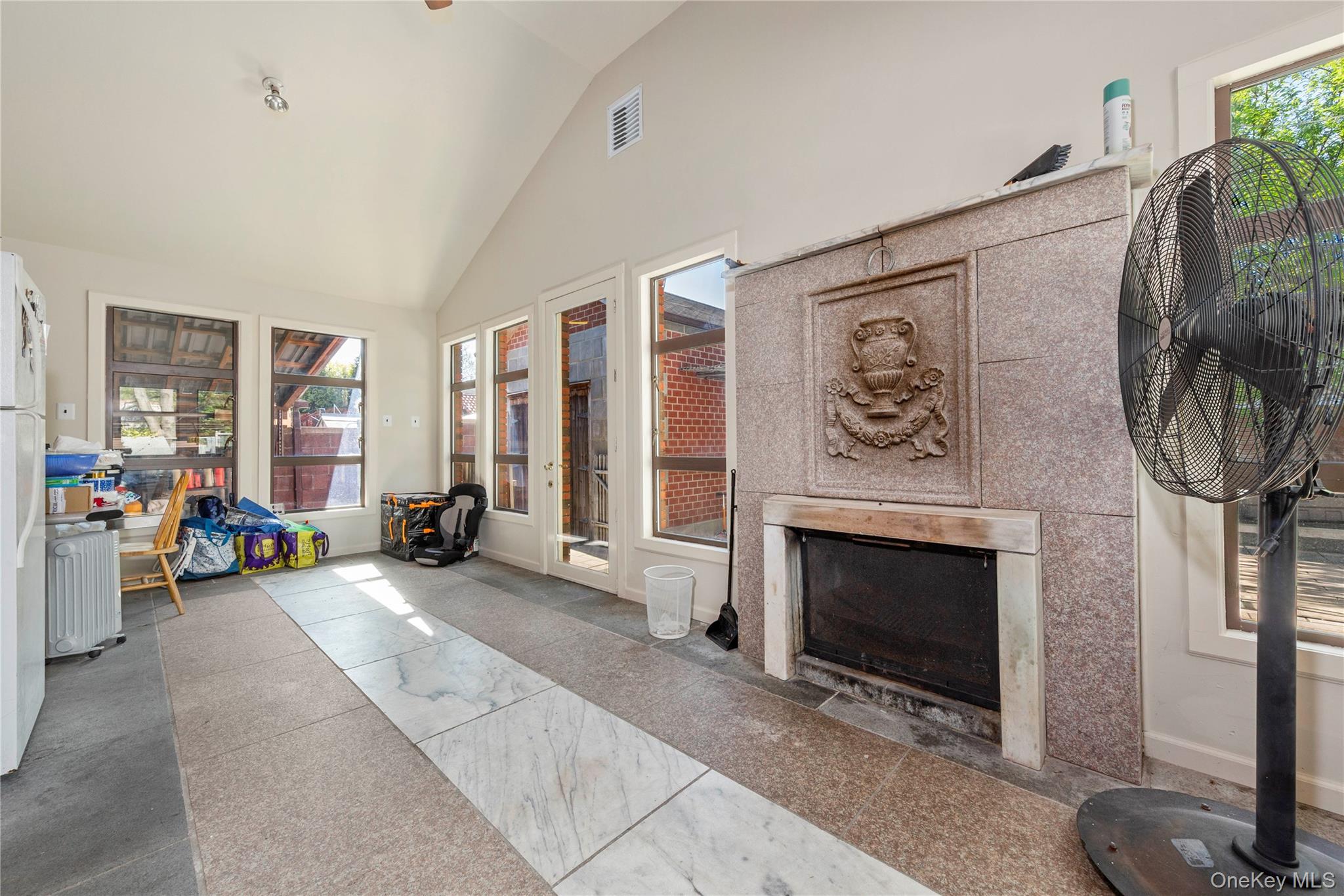 204-19 46 Road – For Sale photo 24