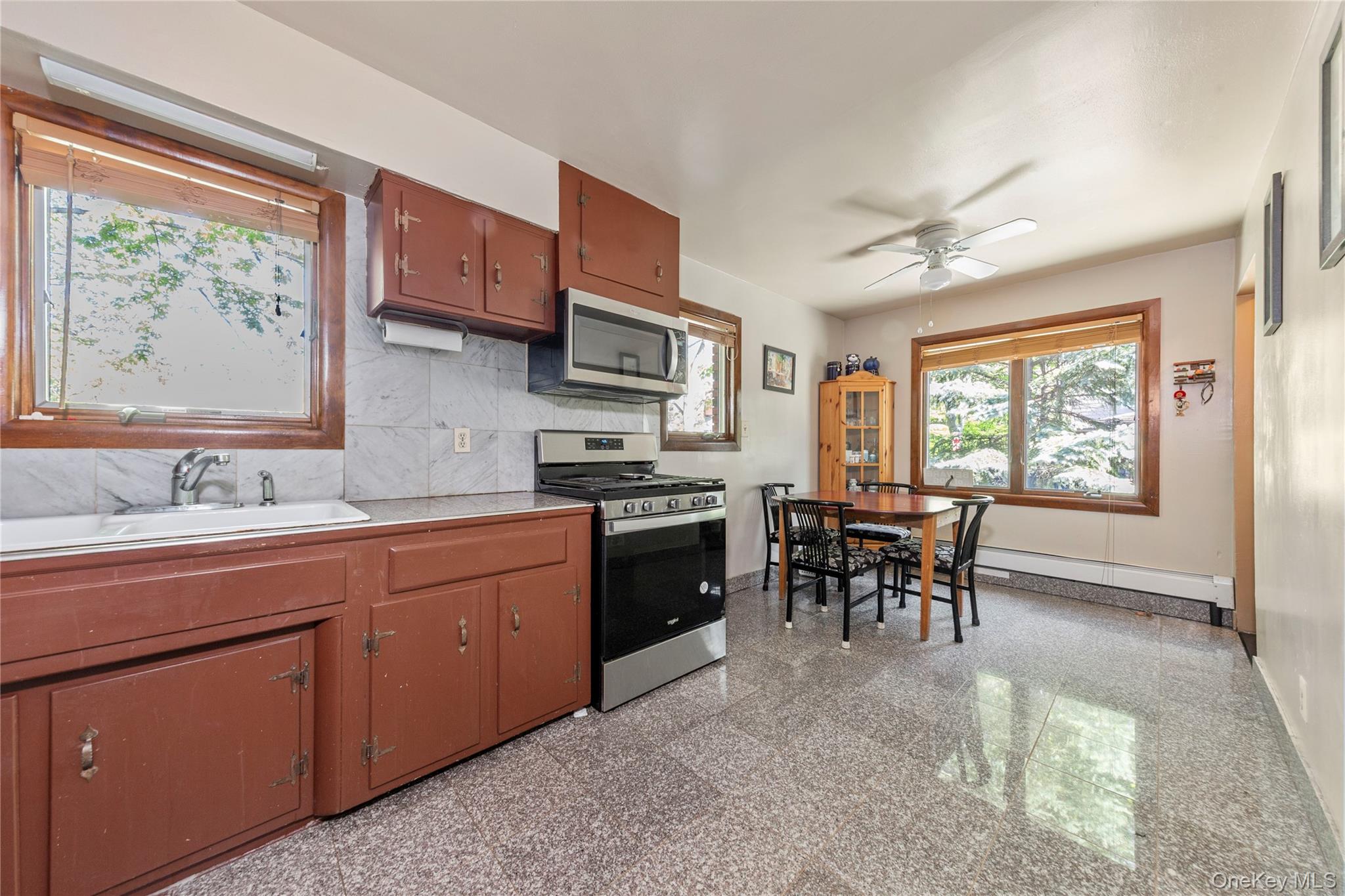 204-19 46 Road – For Sale photo 7