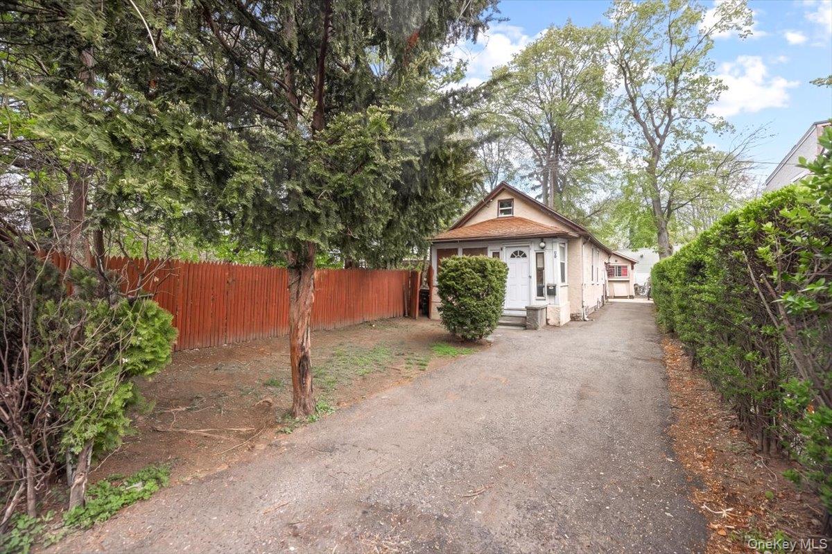 8 Geyser Place – For Sale photo 4
