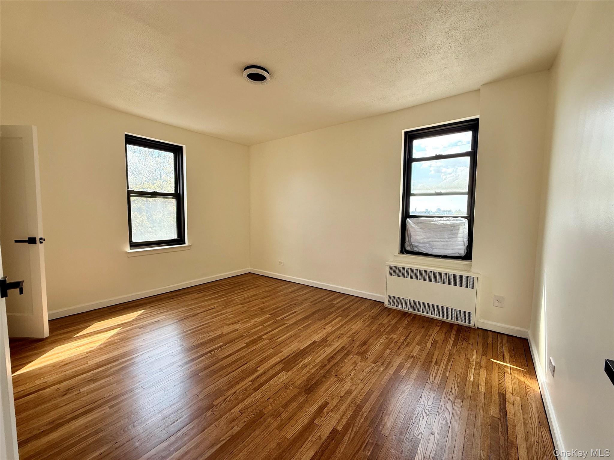 112-25 34 Avenue, Unit 6H photo 20