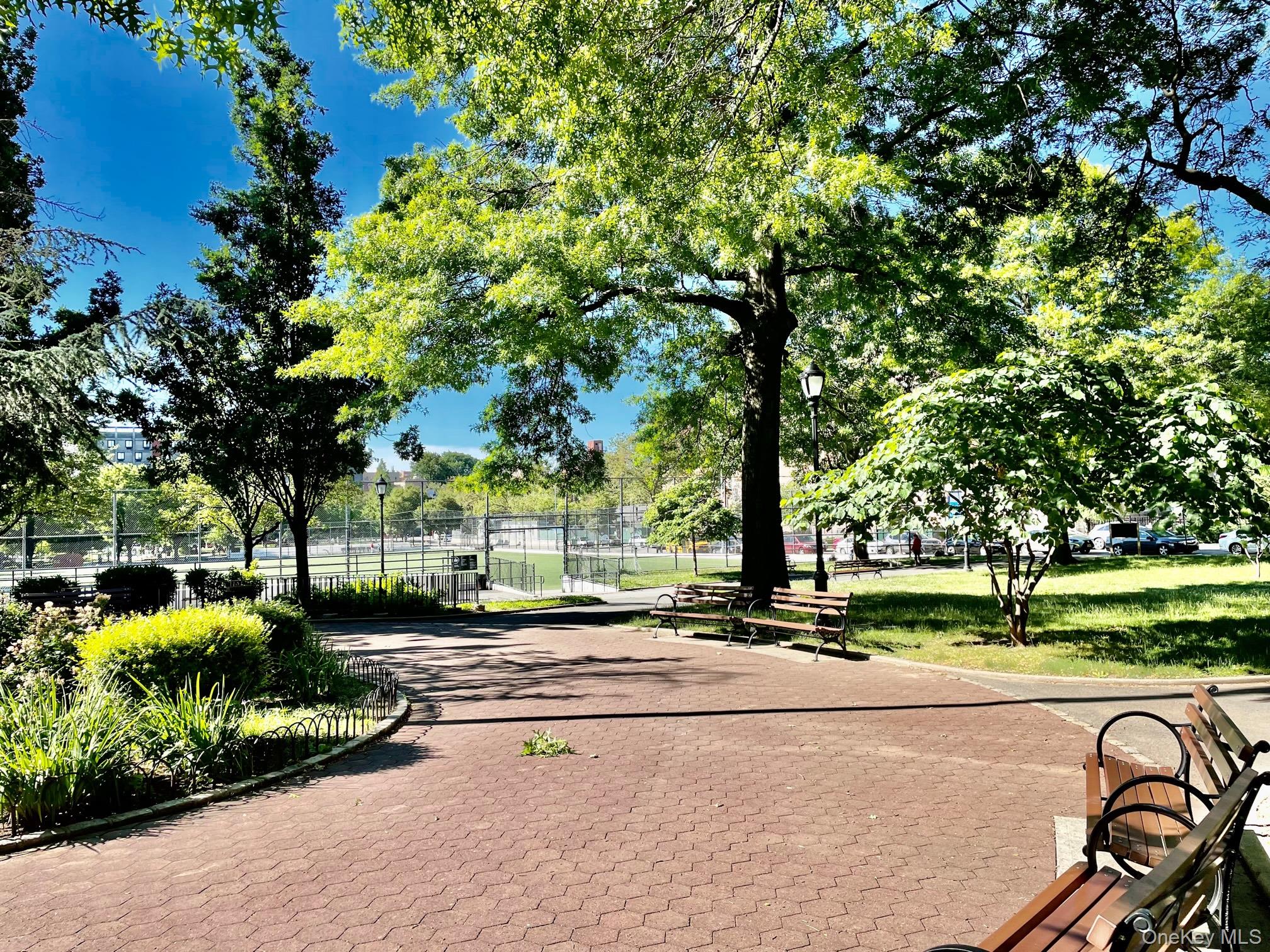 112-25 34 Avenue, Unit 6H photo 43