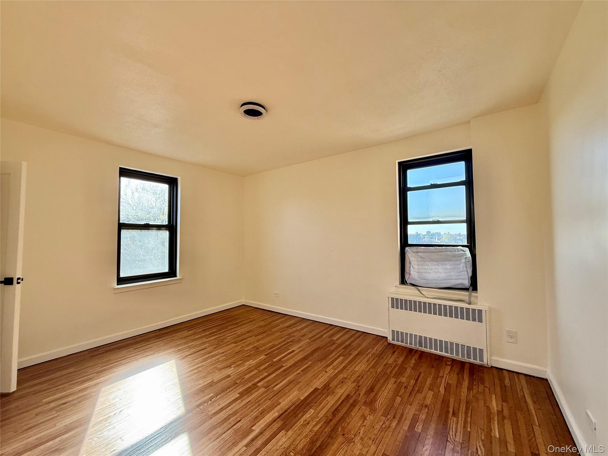 112-25 34 Avenue, Unit 6H photo 16