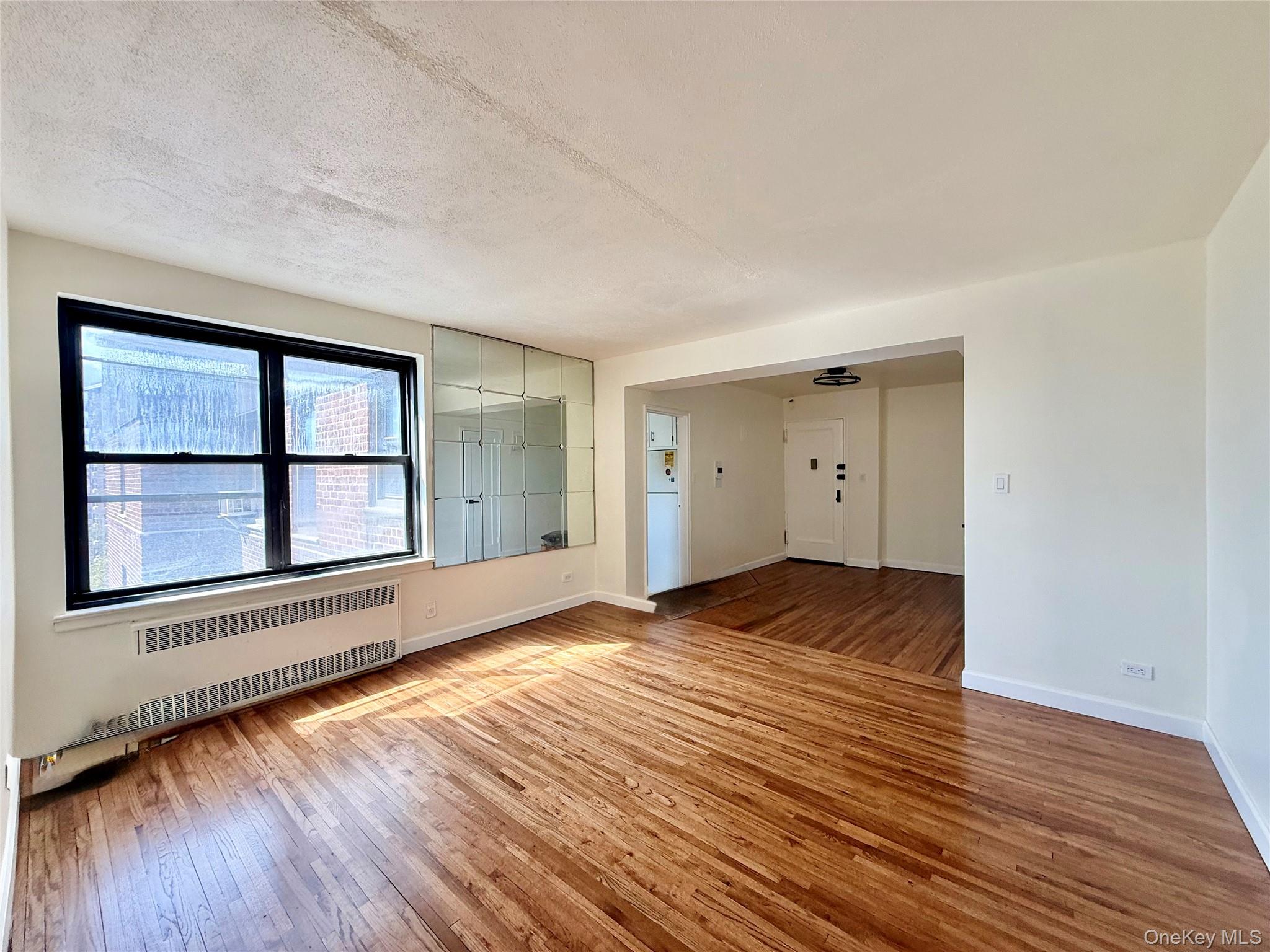 112-25 34 Avenue, Unit 6H photo 5