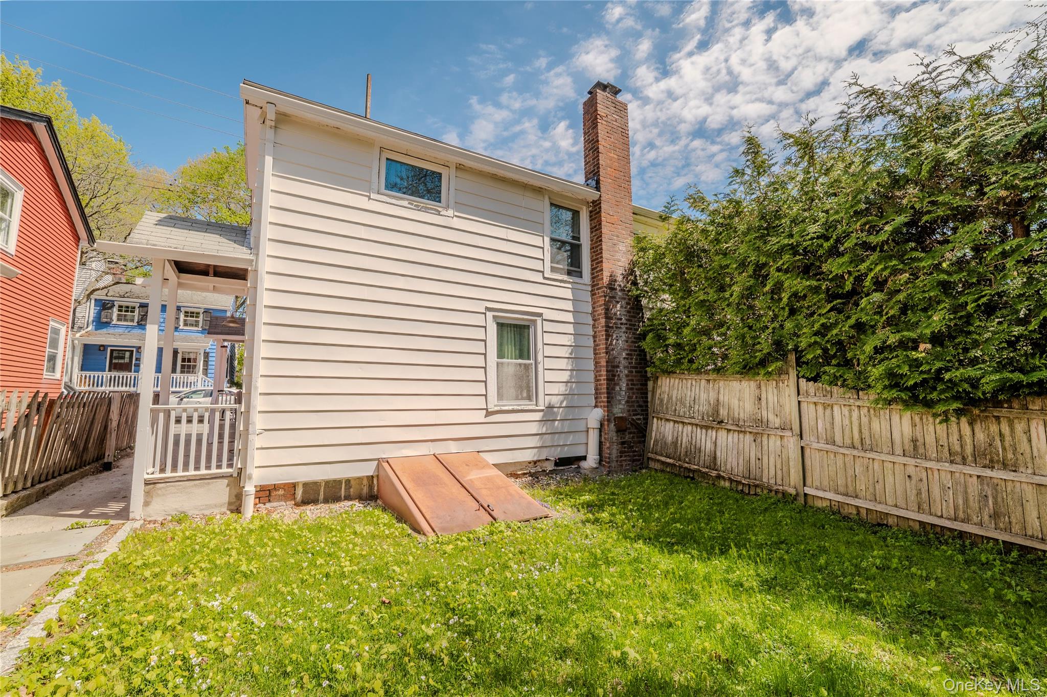 11 Kemble Avenue – For Sale photo 3