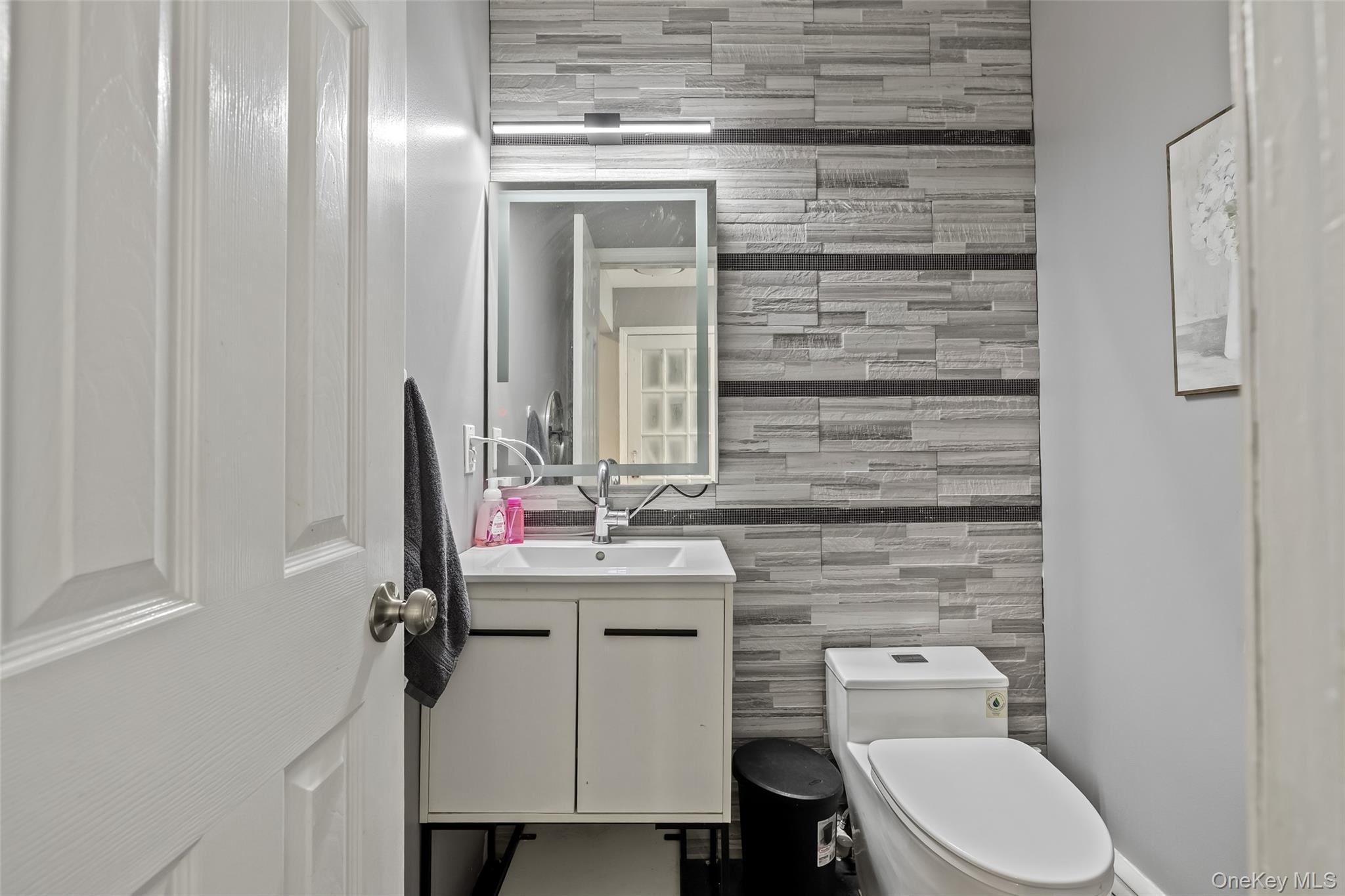 12 Deer Path – For Sale photo 14