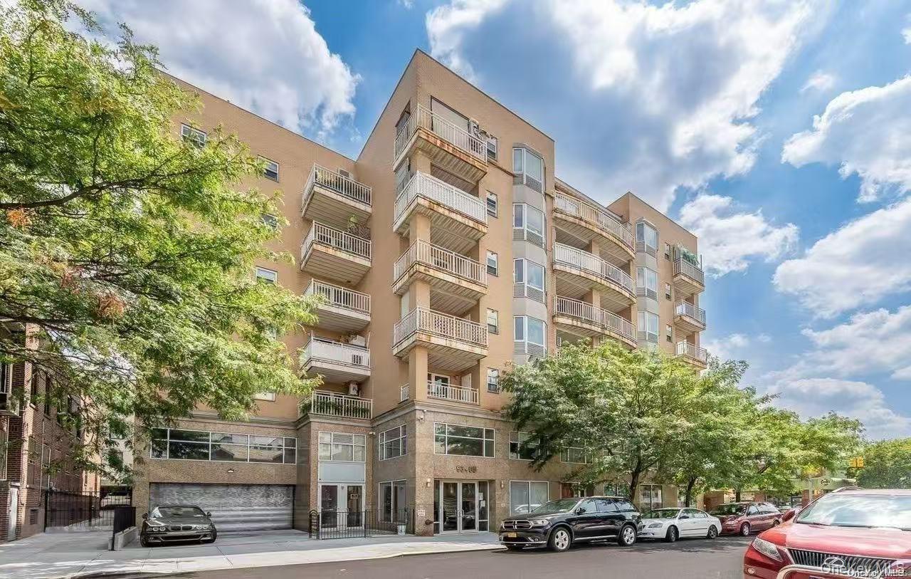 9305 37th Avenue, Unit 2B photo 8