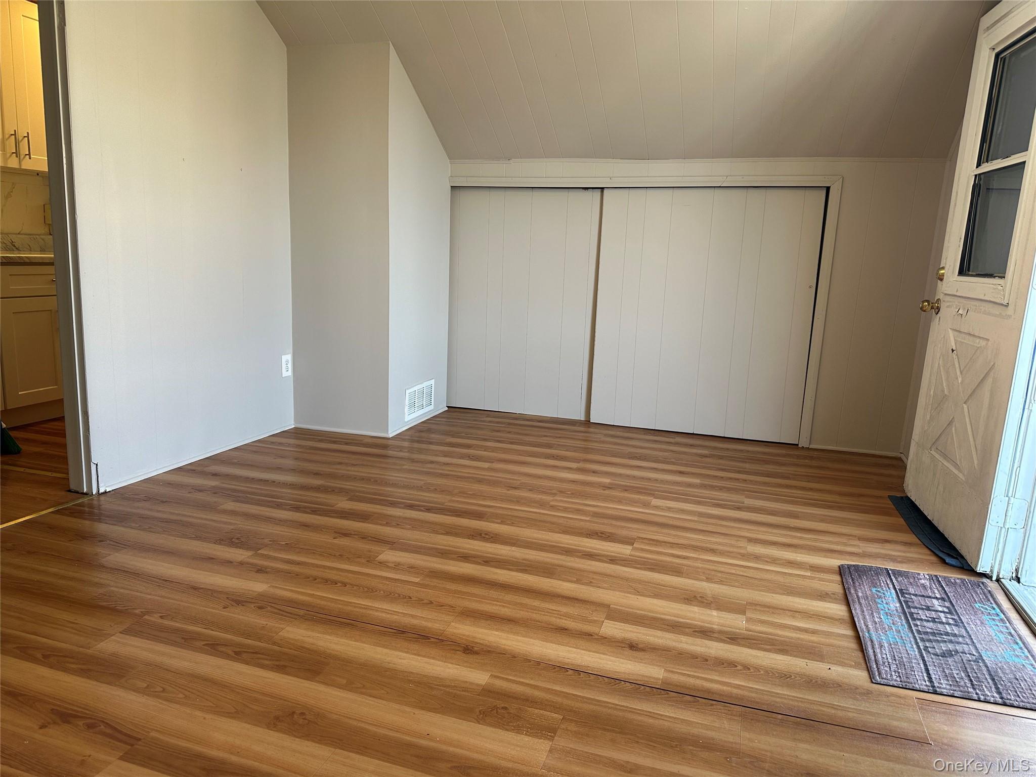 466 Oakland Avenue, Unit 2 photo 4