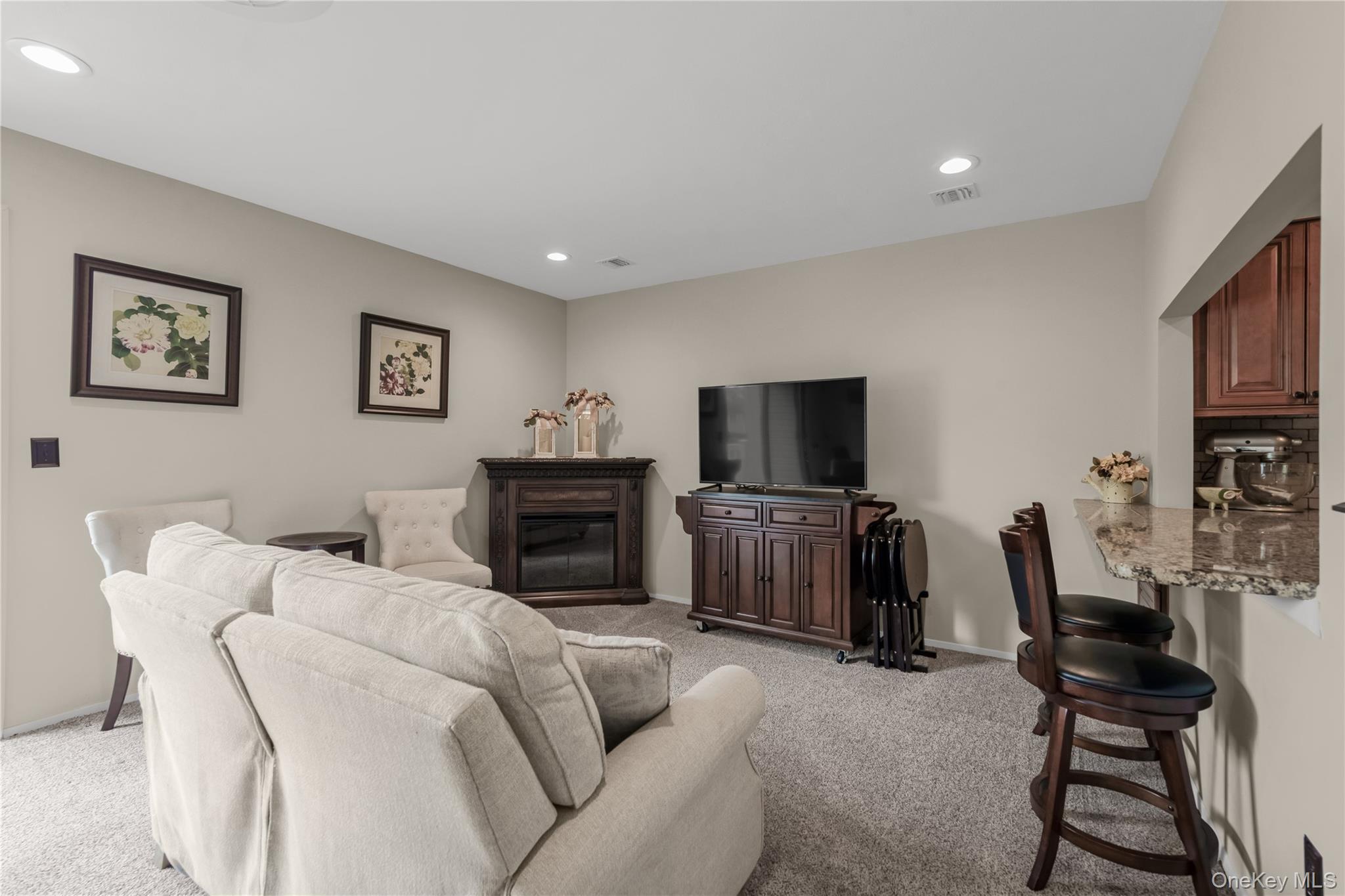 41 Cambridge Drive W – For Sale photo 7