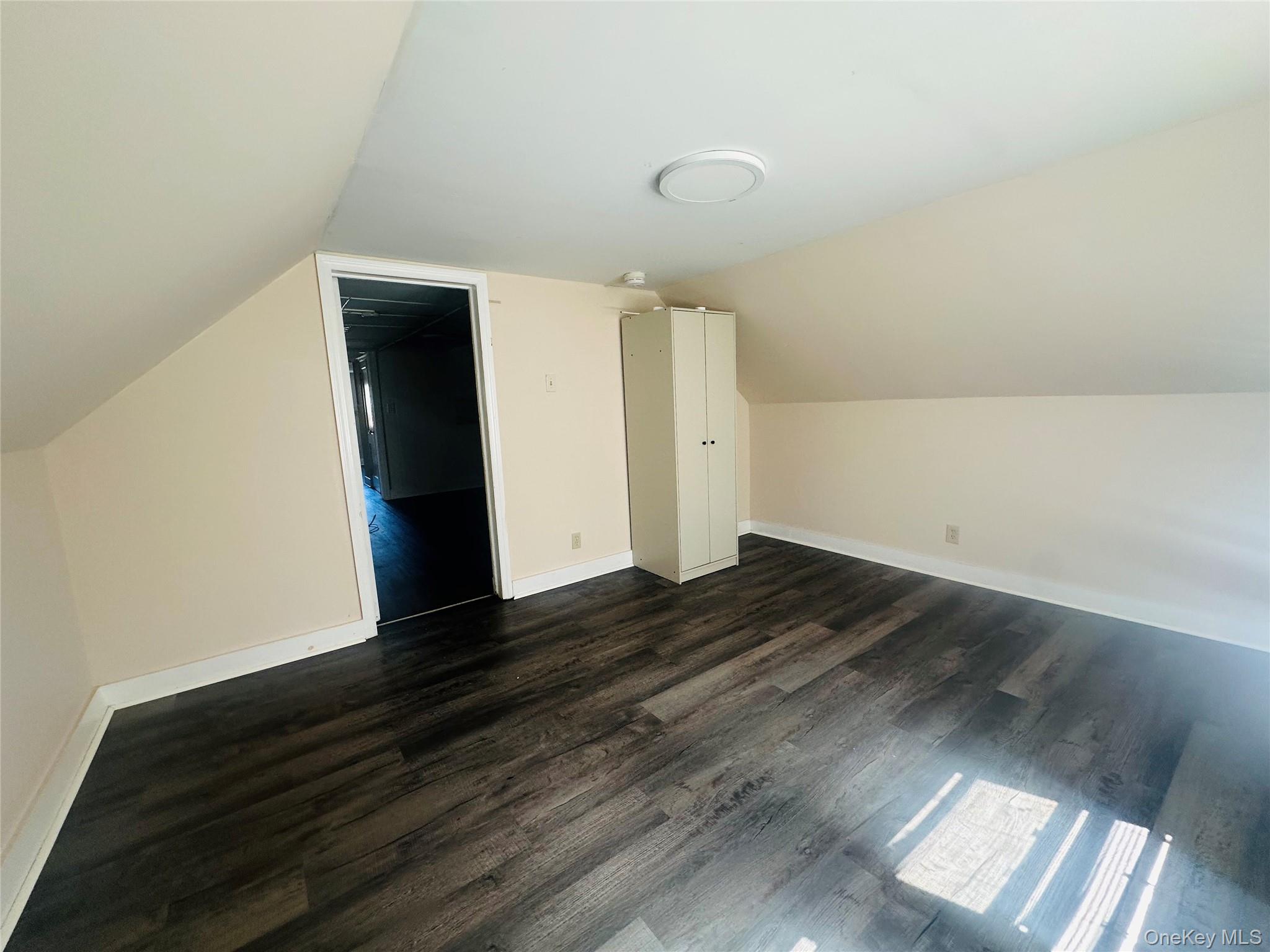 18 Taylor Avenue, Unit 3 photo 6