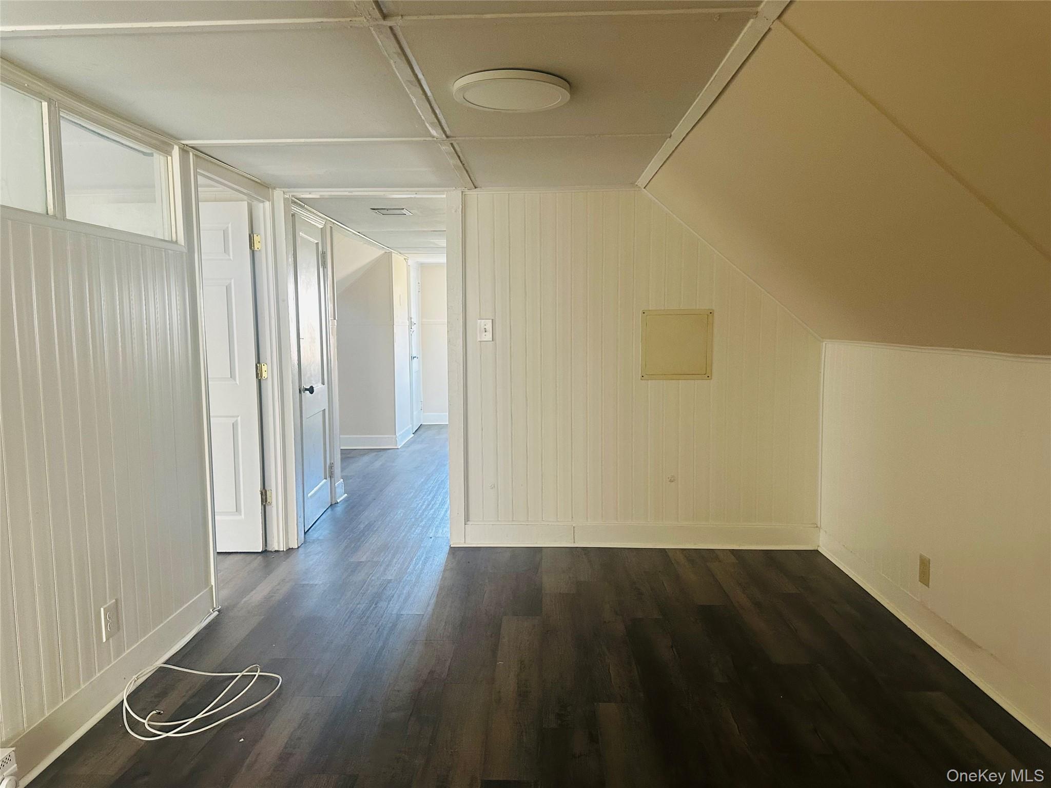 18 Taylor Avenue, Unit 3 photo 2