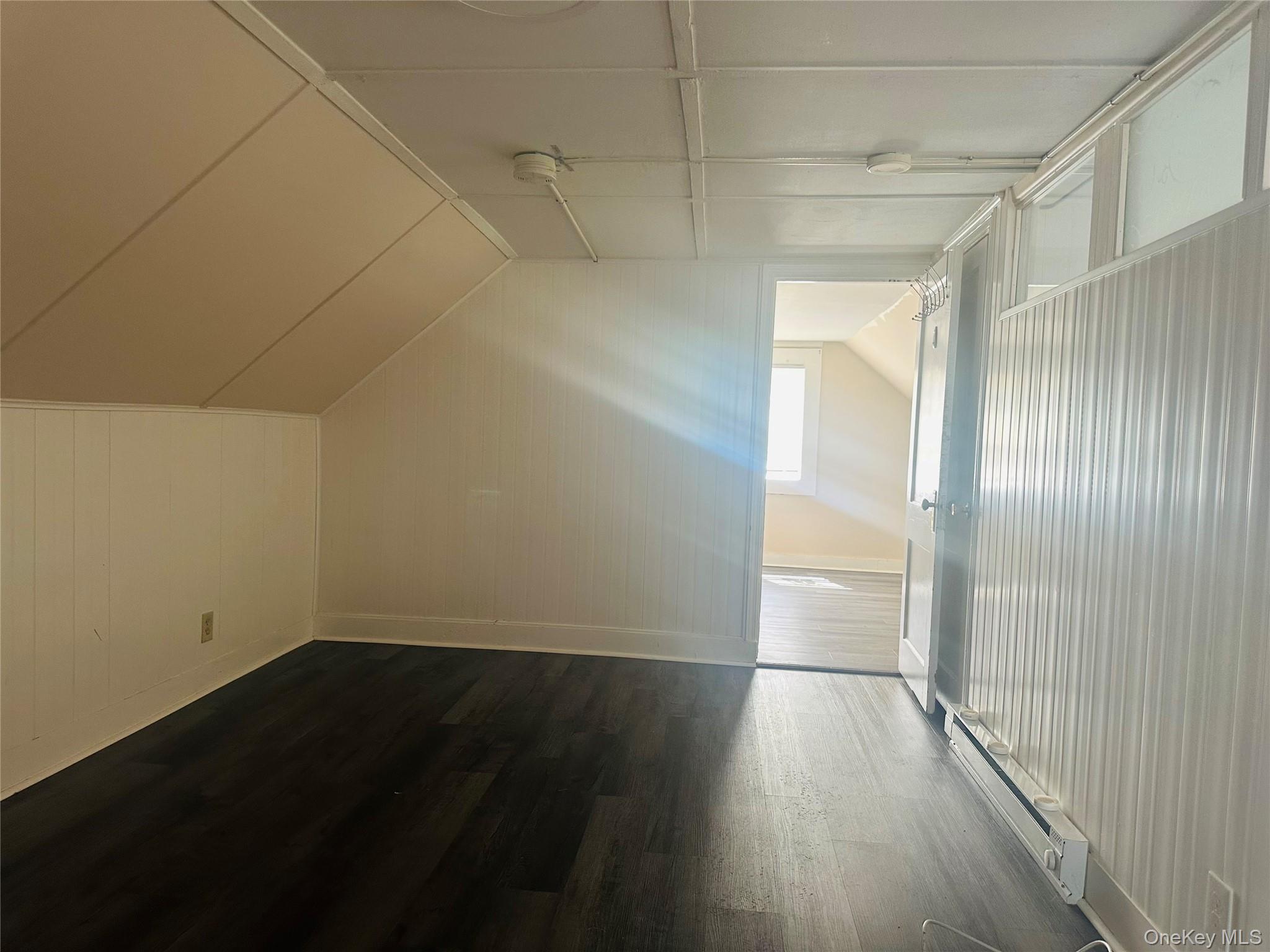 18 Taylor Avenue, Unit 3 photo 9
