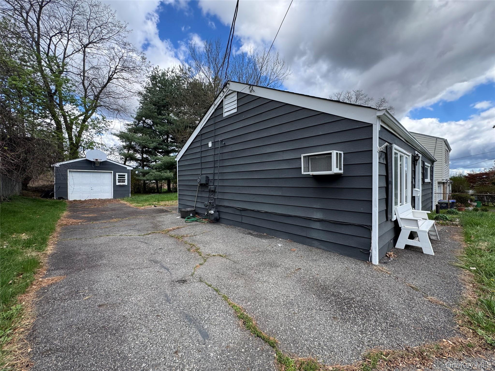 33 Hurd Avenue – For Sale photo 3