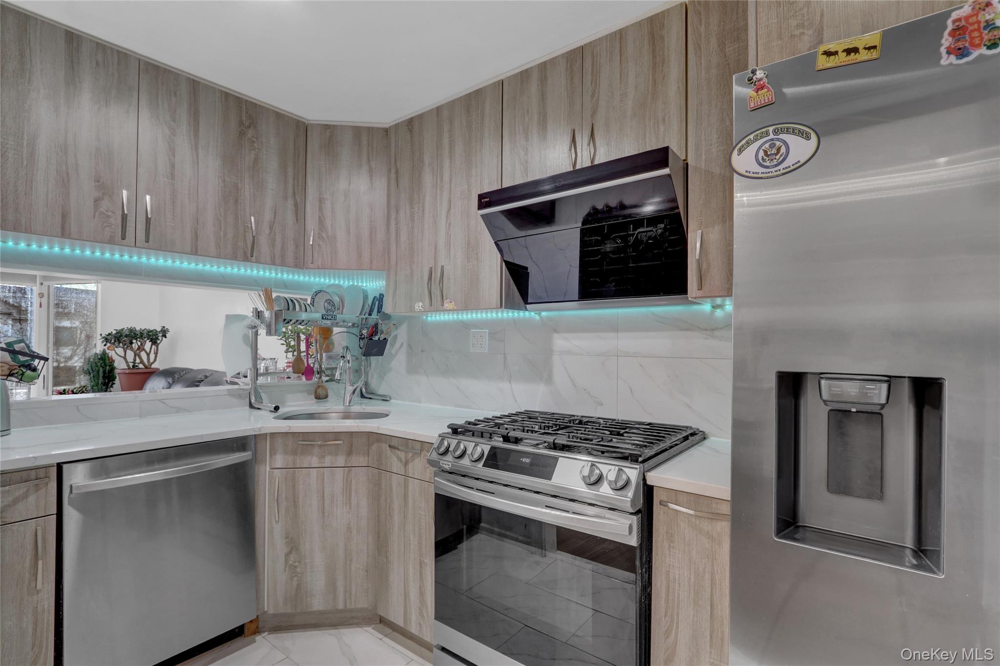 241-70 Oak Park Drive, Unit 84B photo 10
