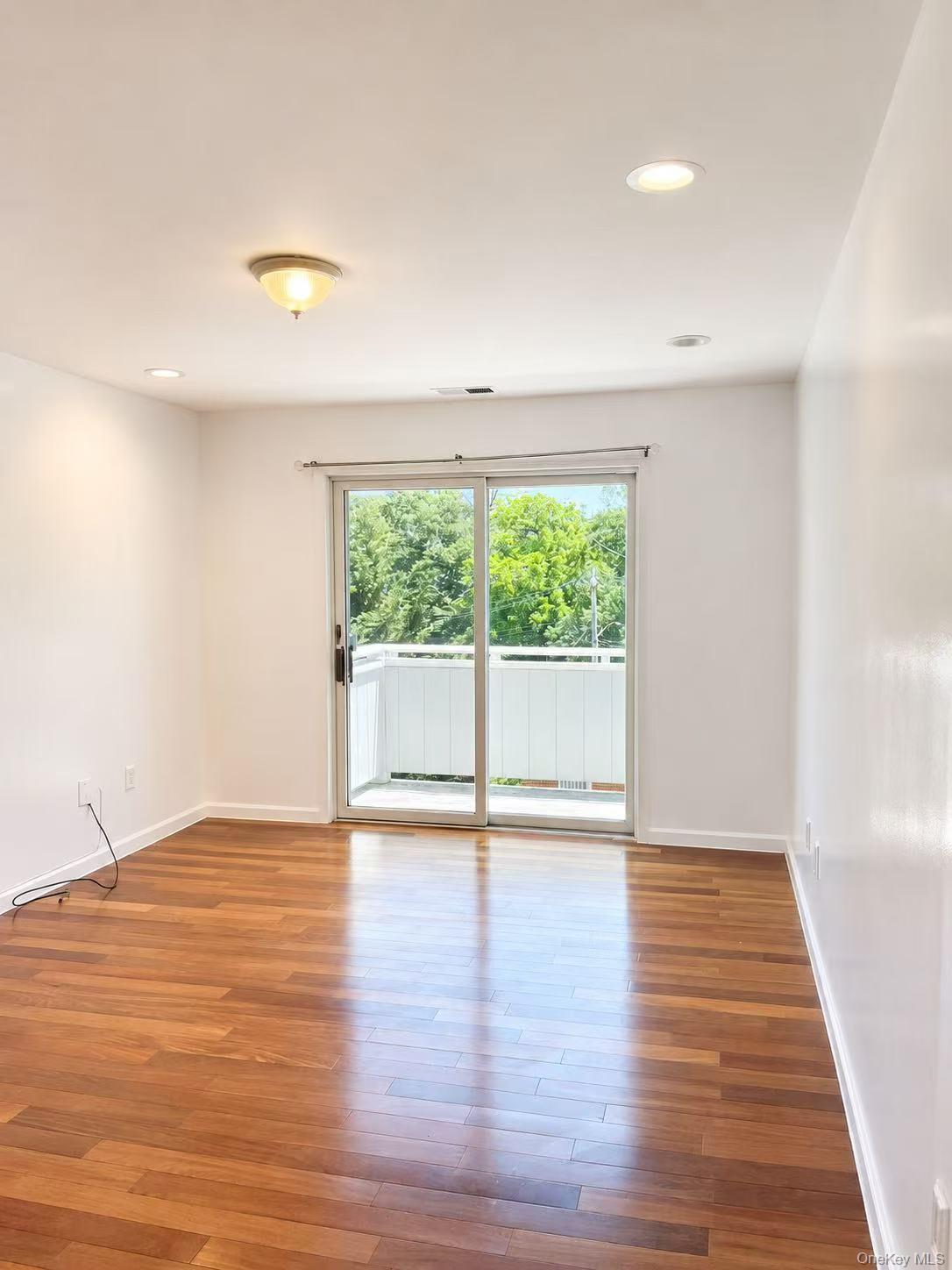 241-70 Oak Park Drive, Unit 84B photo 5