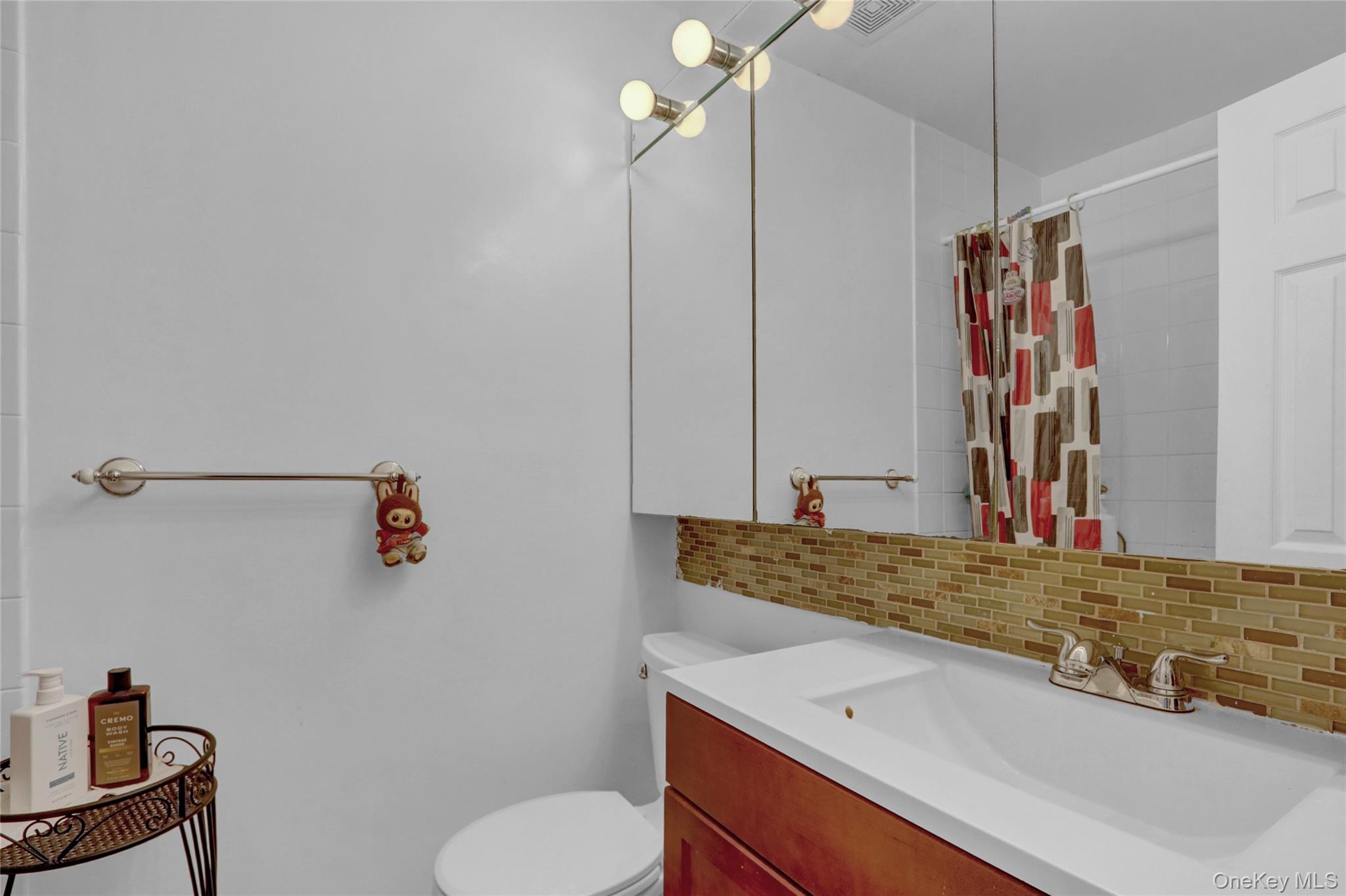 241-70 Oak Park Drive, Unit 84B photo 13
